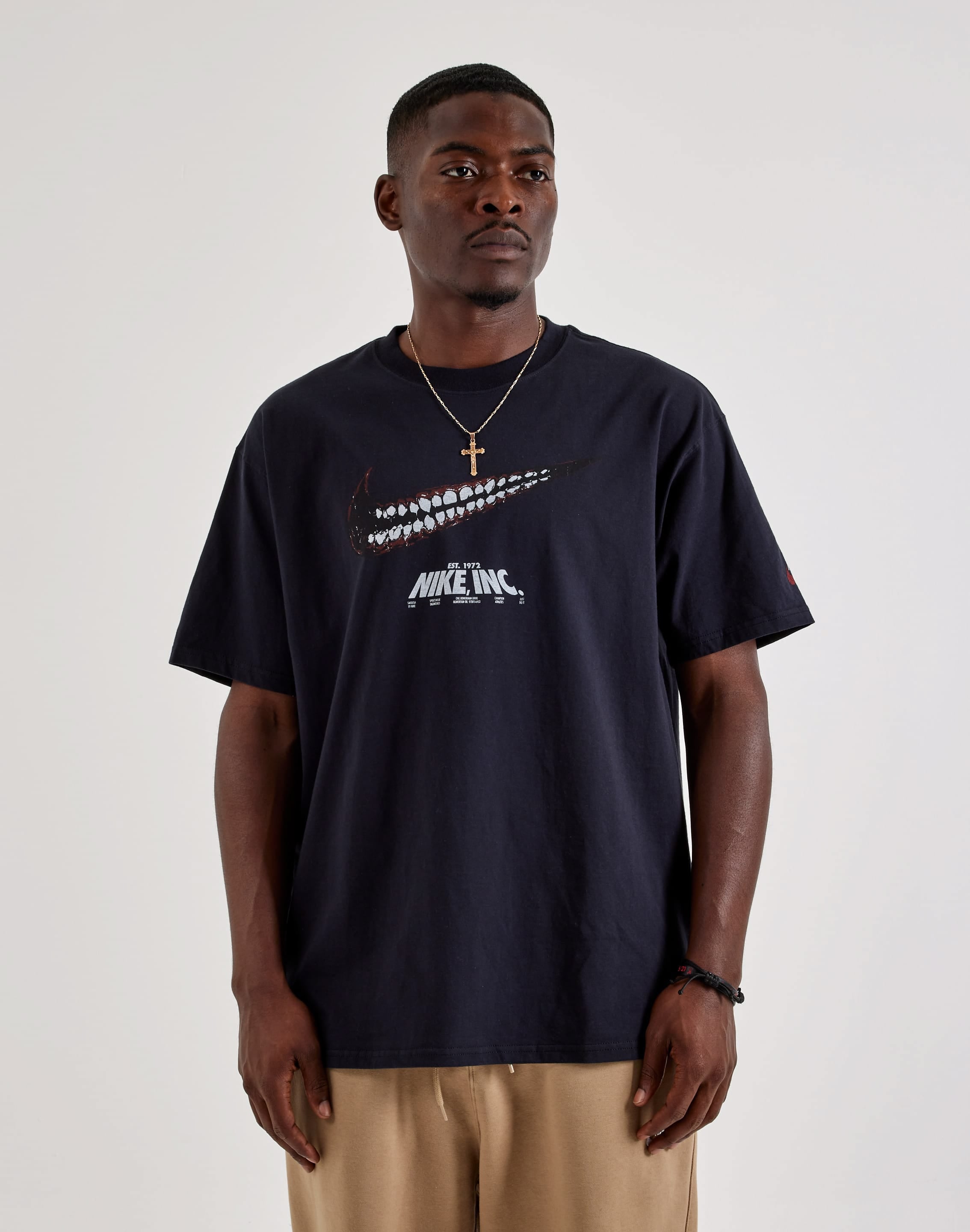 Nike Teeth Tee – DTLR