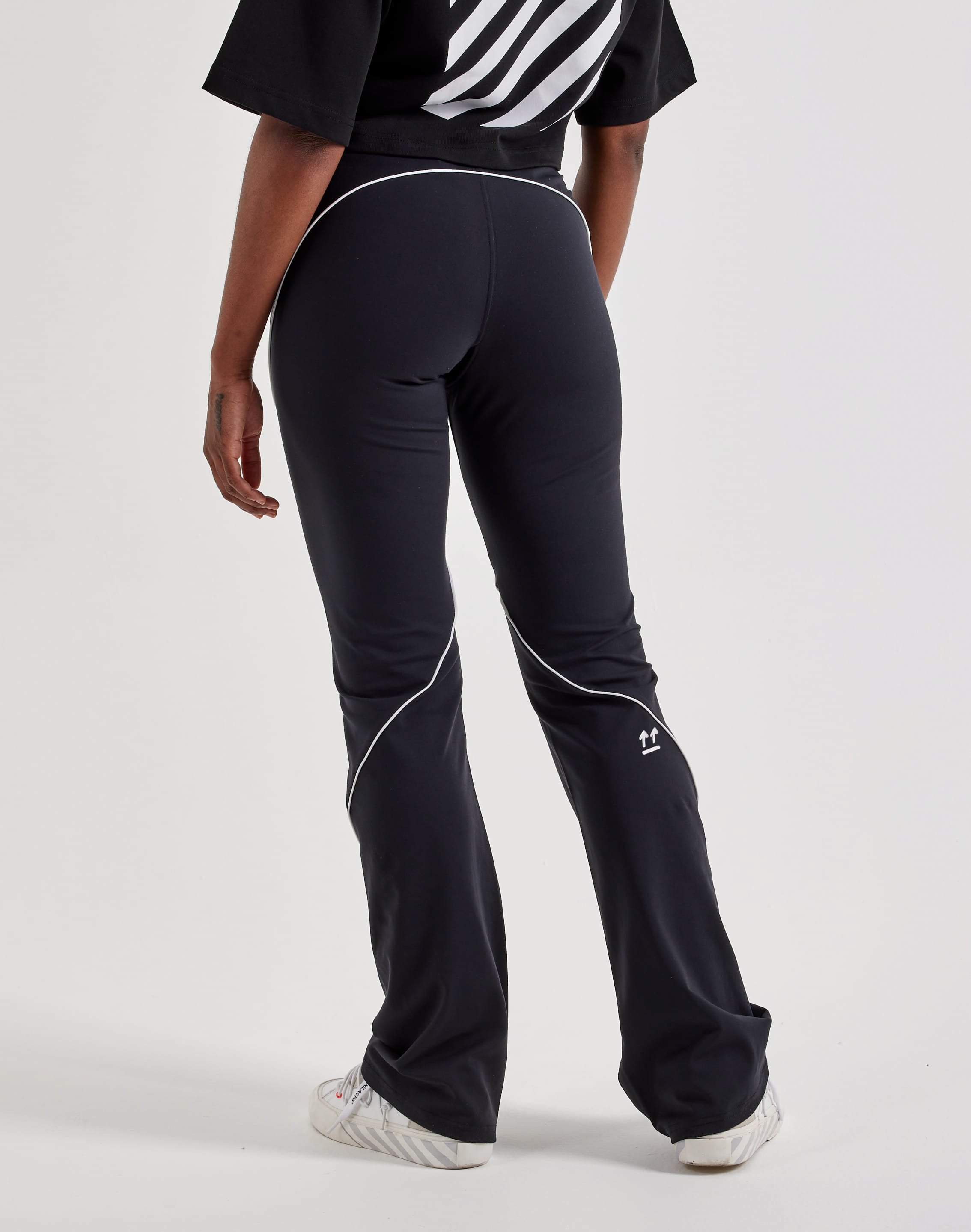 Photo of Off-White L/AB Bootcut Leggings