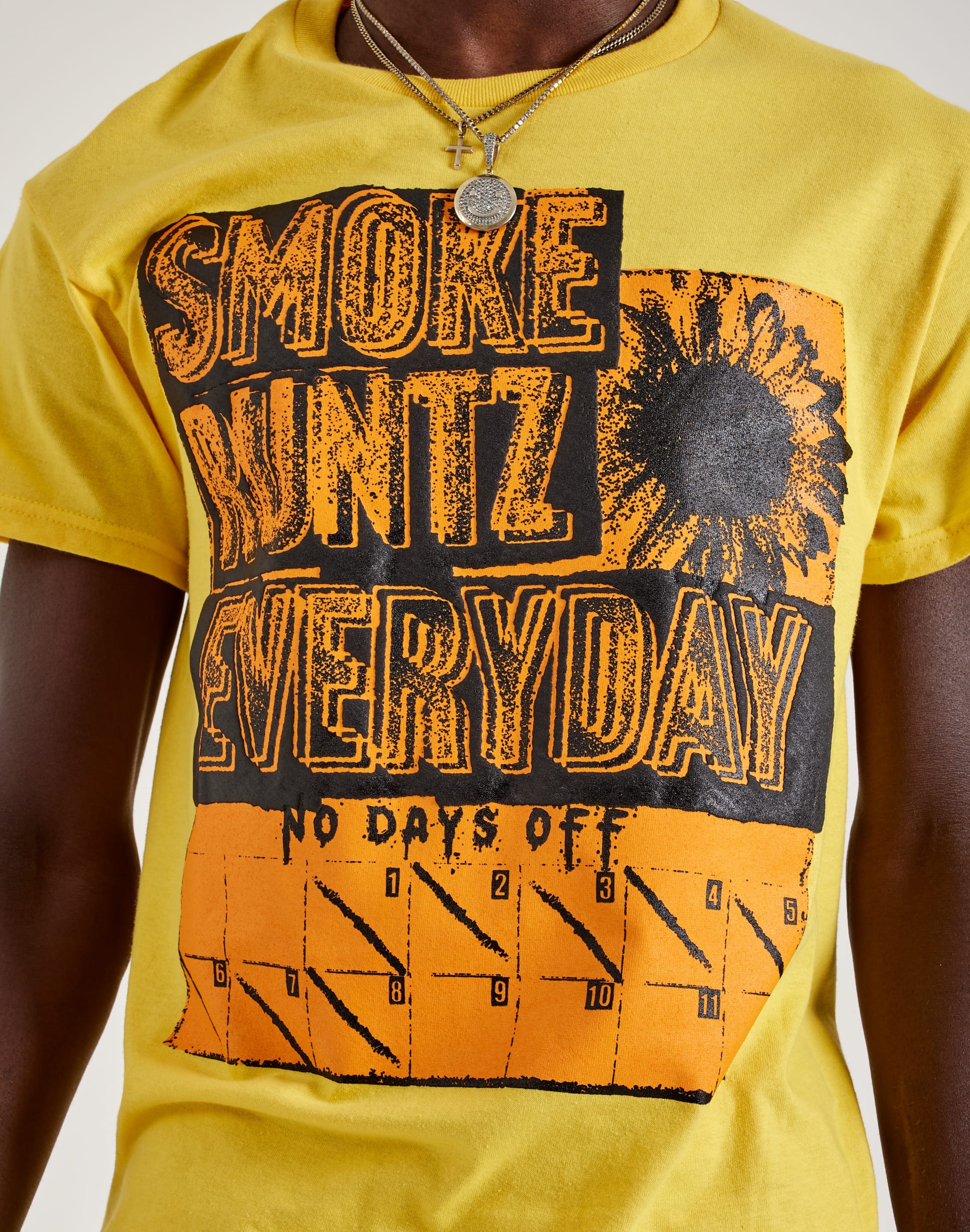 Birthday Runtz Runtz Everyday Tee – DTLR