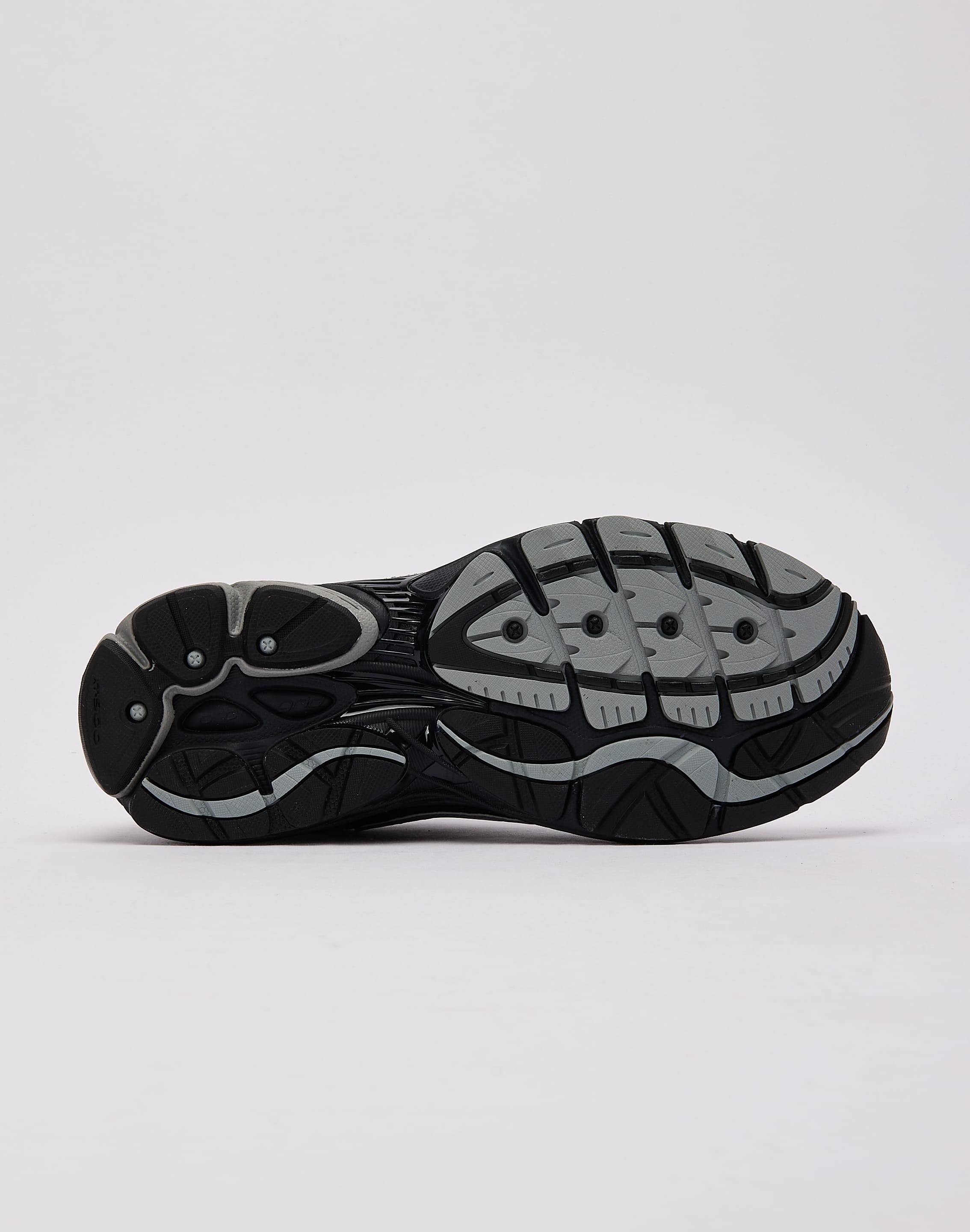 Saucony ProGrid Omni 9