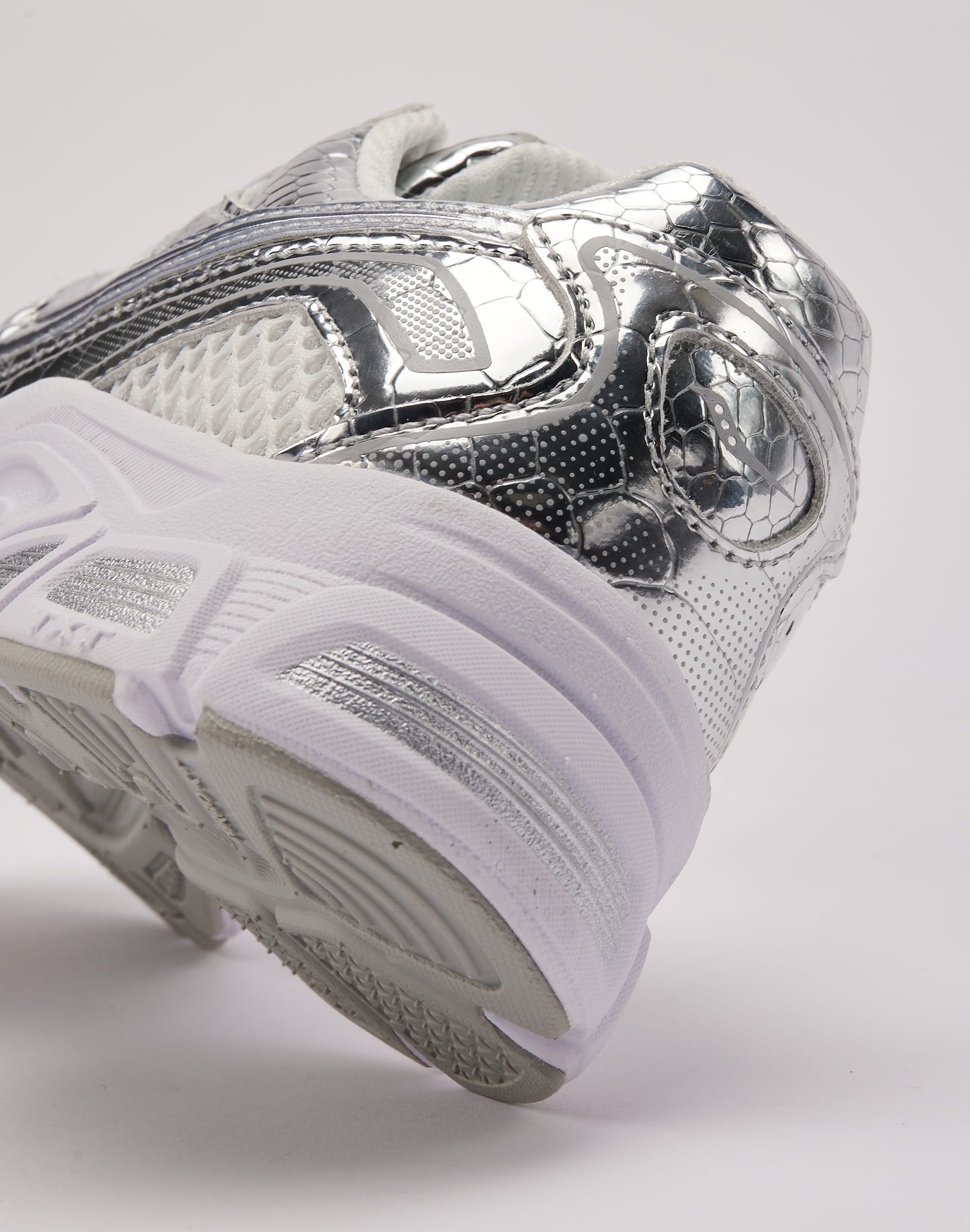 Saucony Ultra RT 'Silver Slither' Grade-School, image 5 of 6