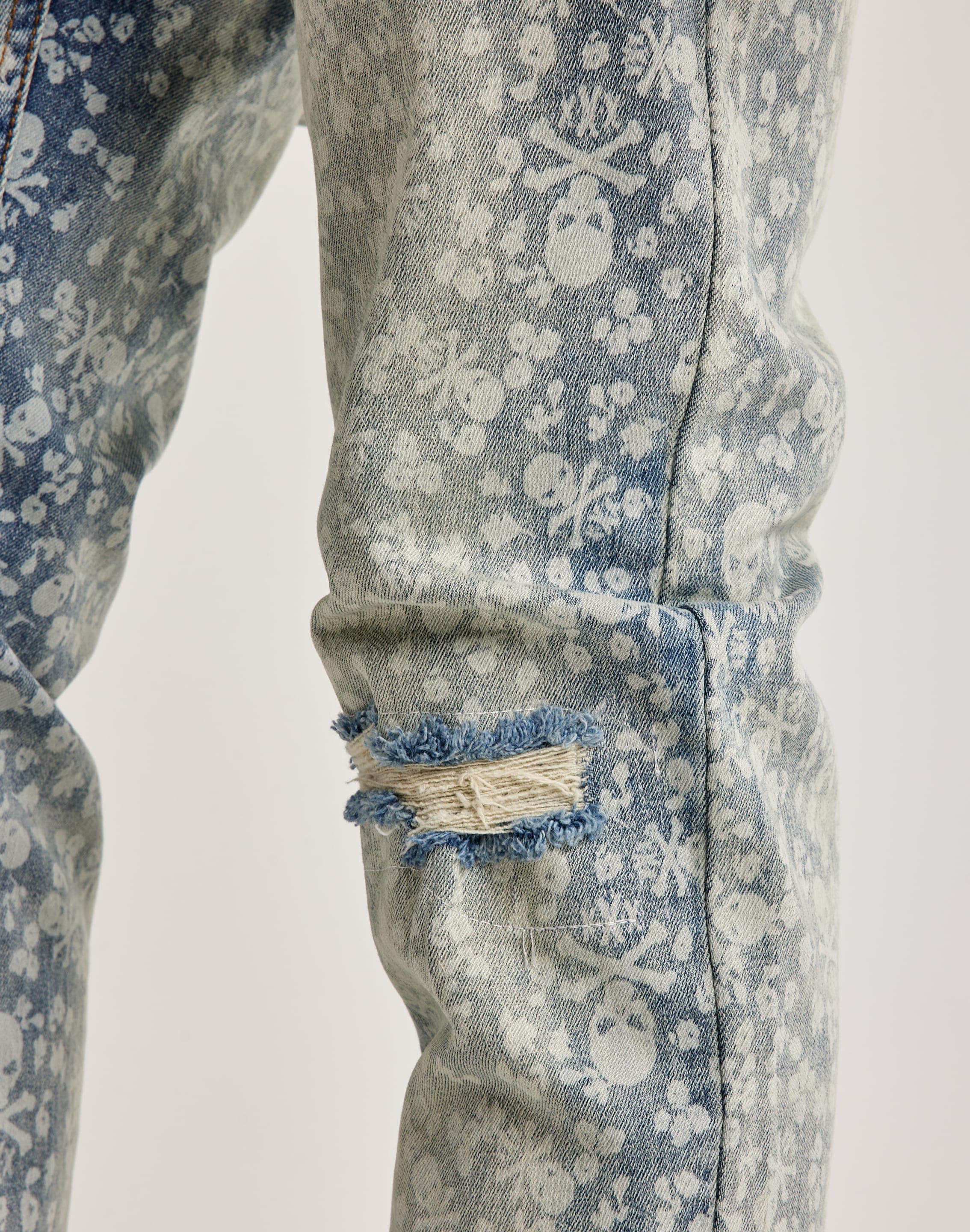 Smuggler's Moon Skull Flower Jeans – DTLR
