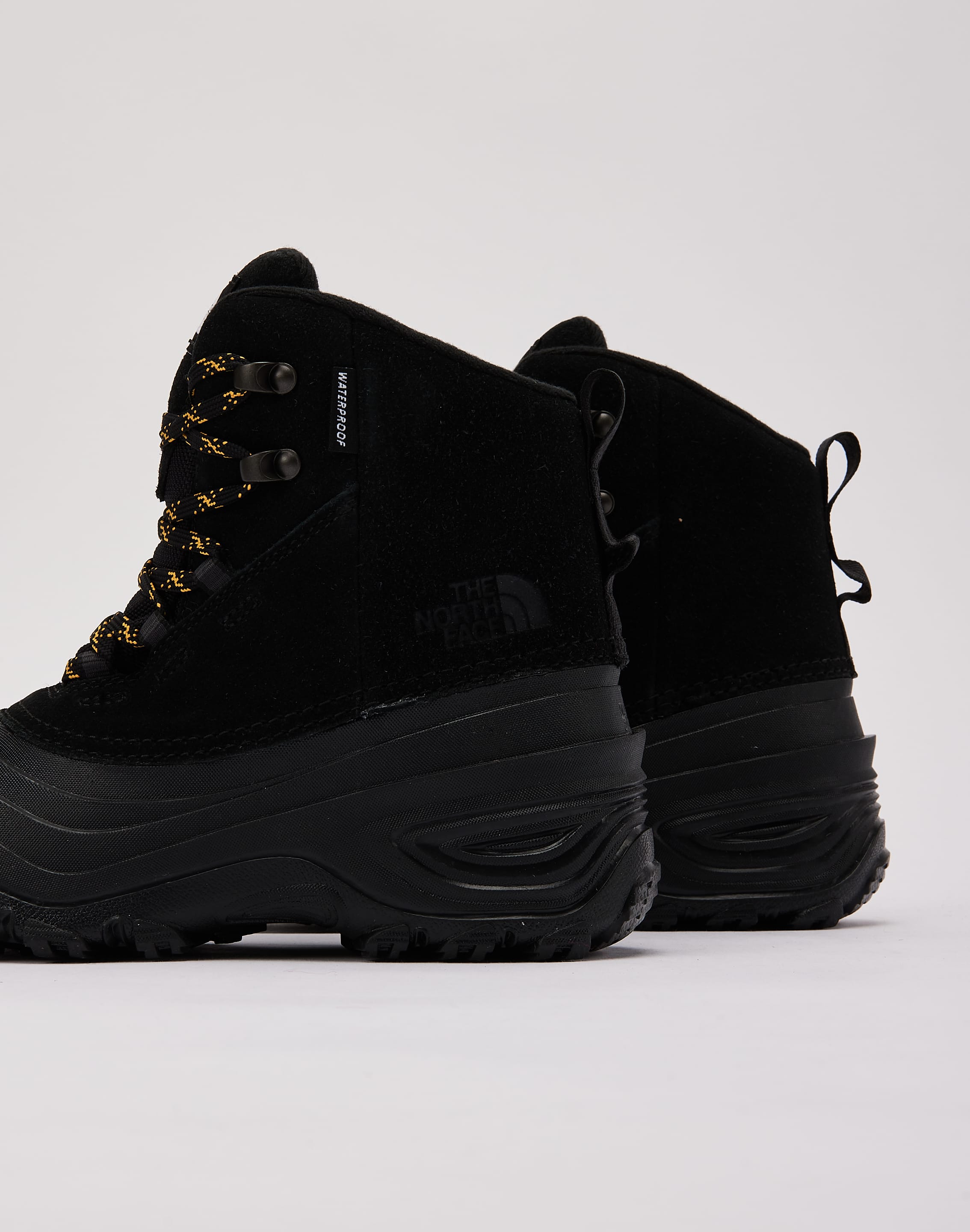 Photo of The North Face Chilkat V Waterproof Boots Grade-School
