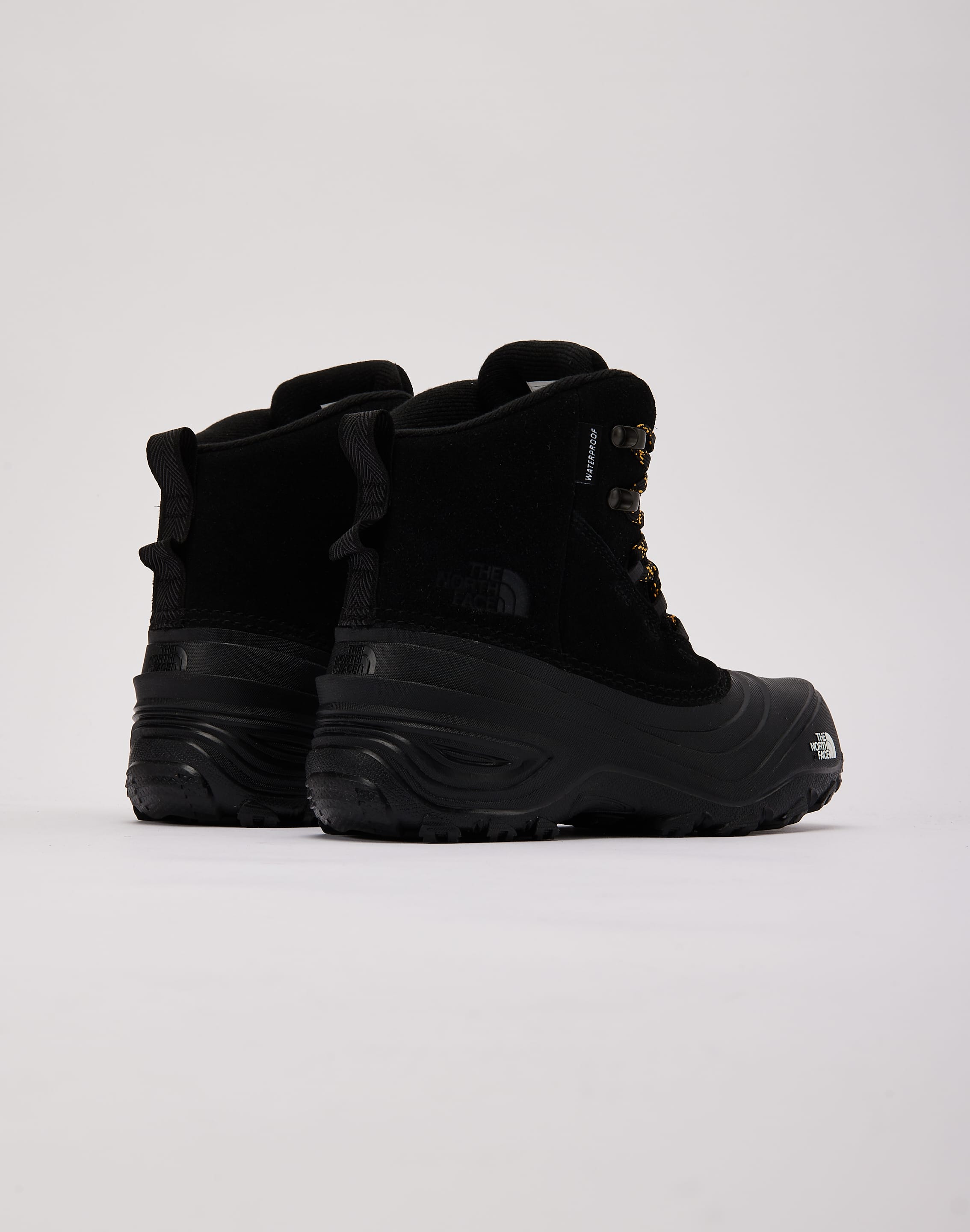 Photo of The North Face Chilkat V Waterproof Boots Grade-School