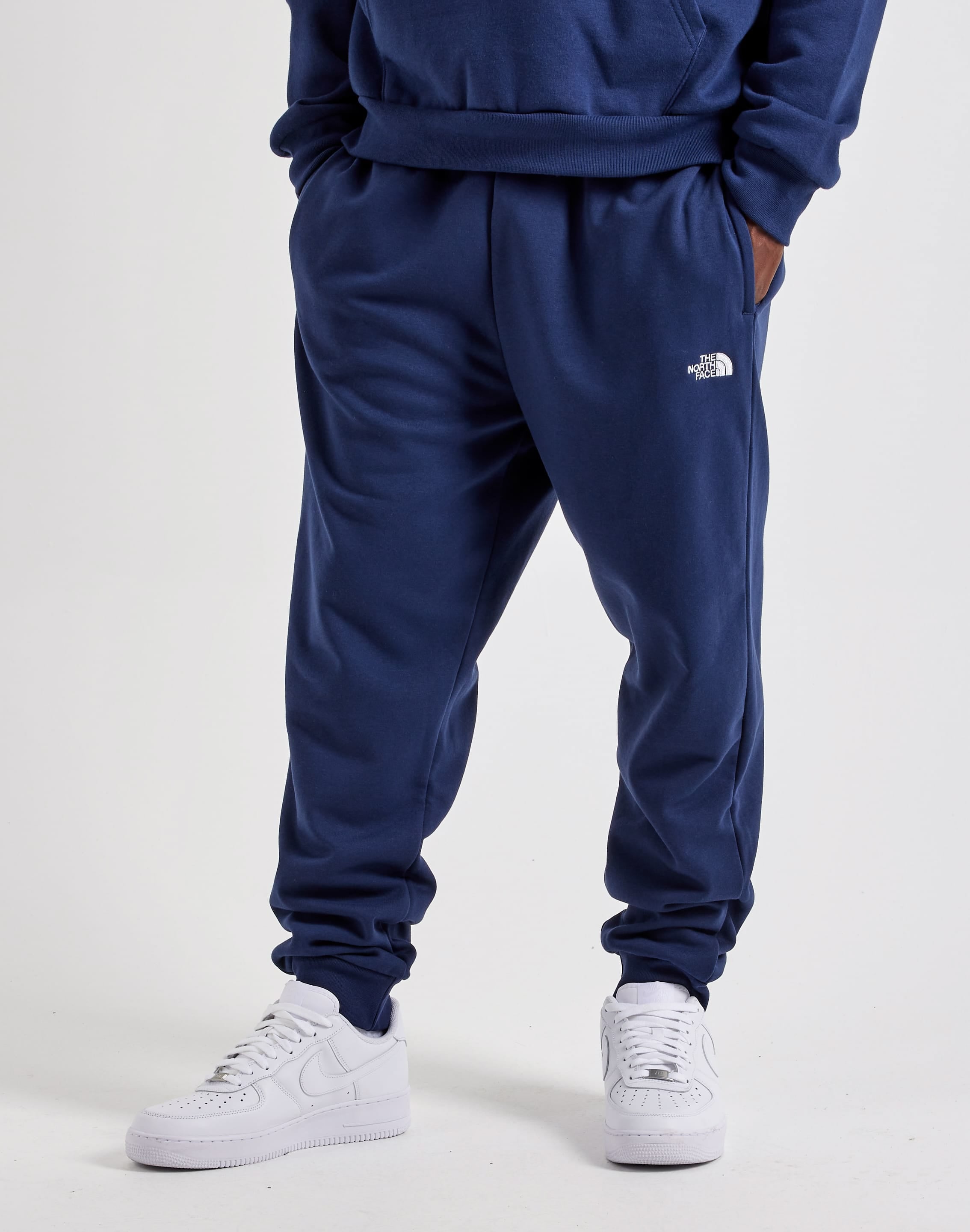 Photo of The North Face Evolution Fleece Joggers