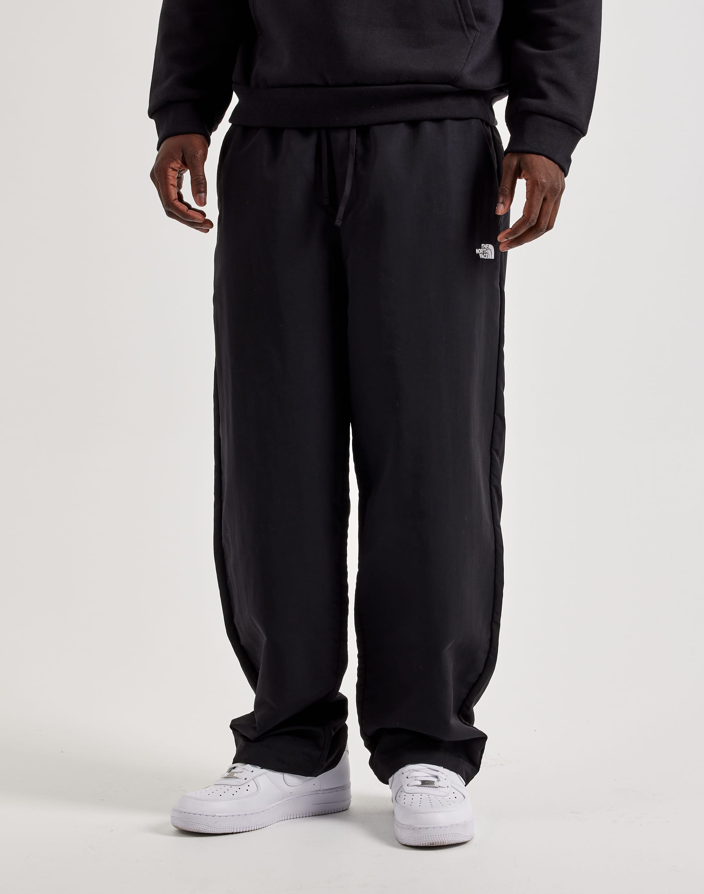 Photo of The North Face Easy Wind Pants