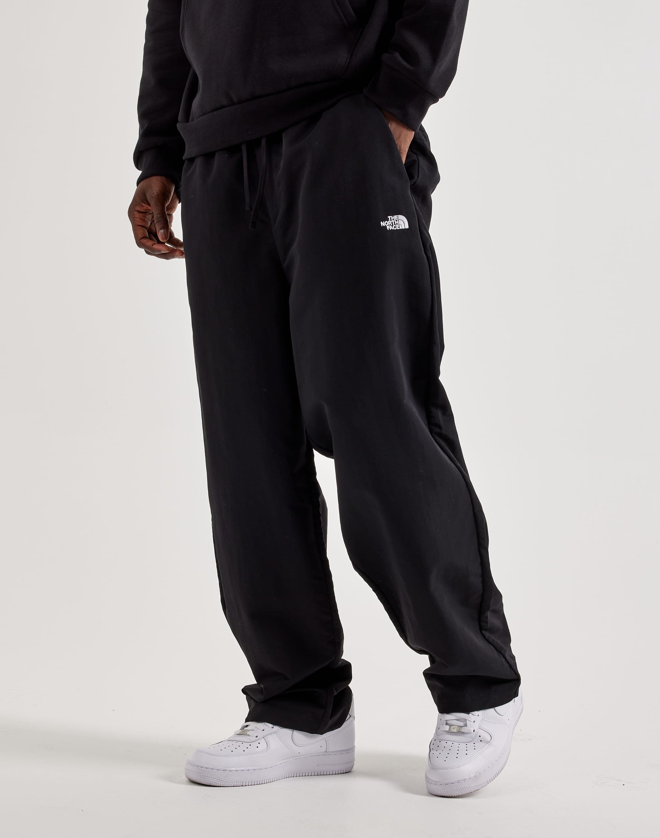 Photo of The North Face Easy Wind Pants