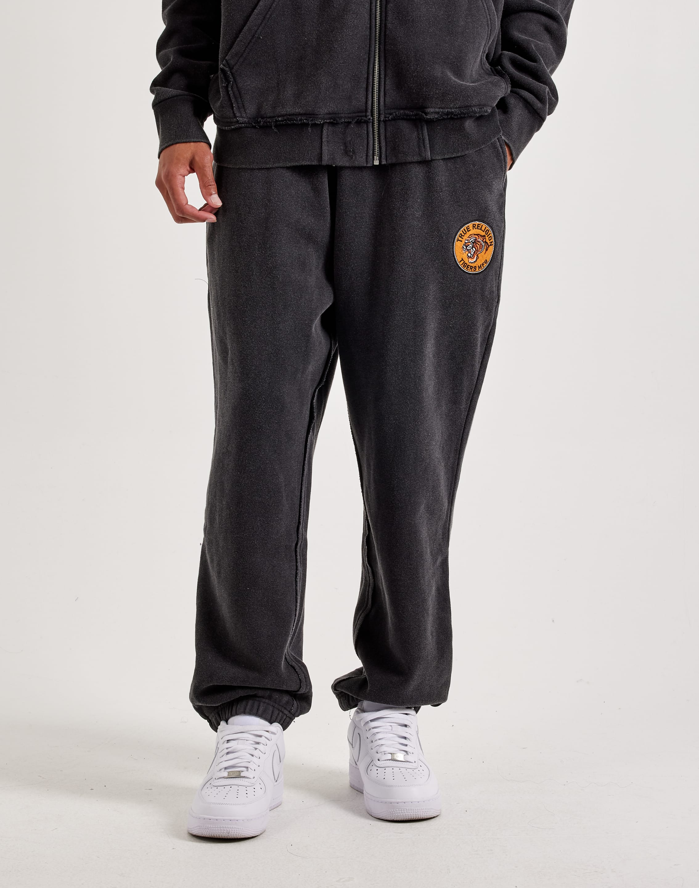 dtlr.com is where to buy