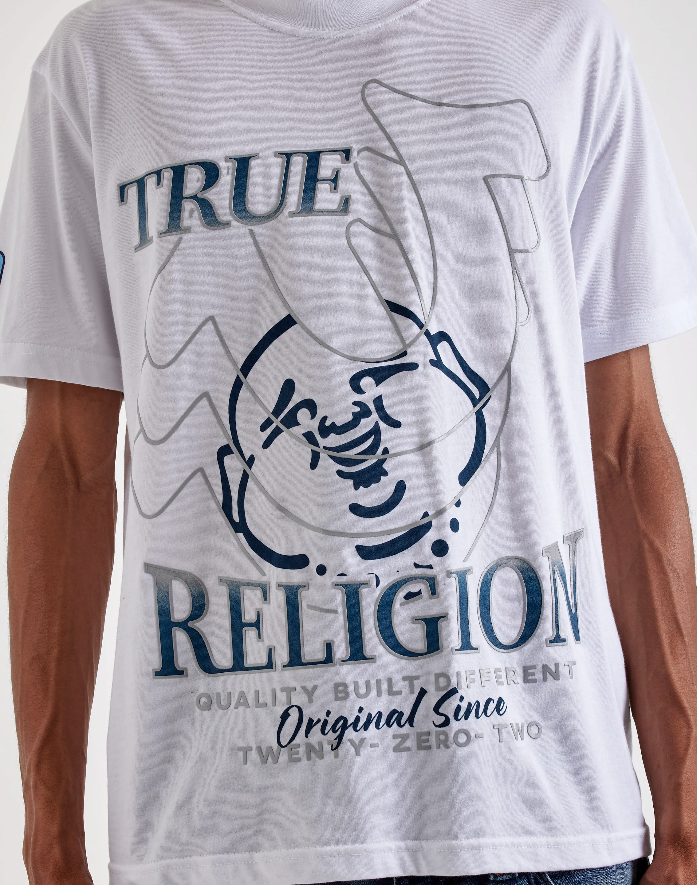 True Religion Horseshoe Buddha Tee – DTLR