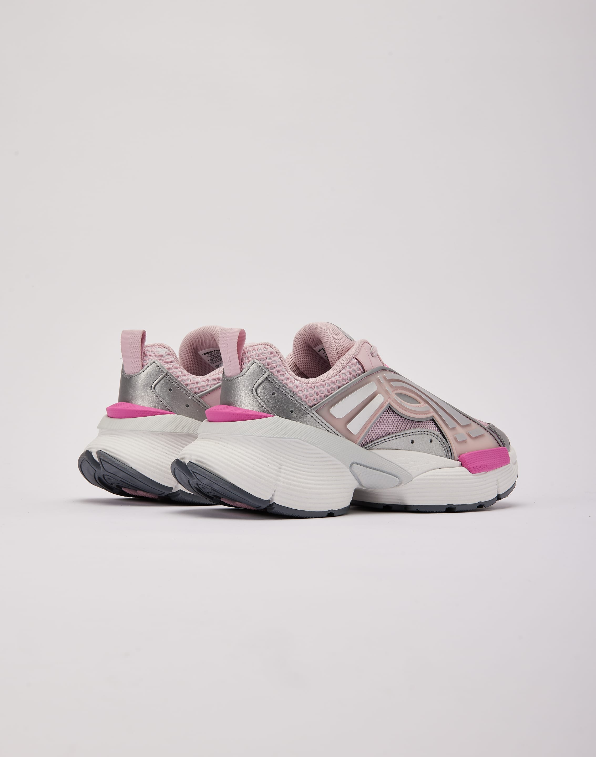 Photo of Under Armour Arc 96 Grade-School