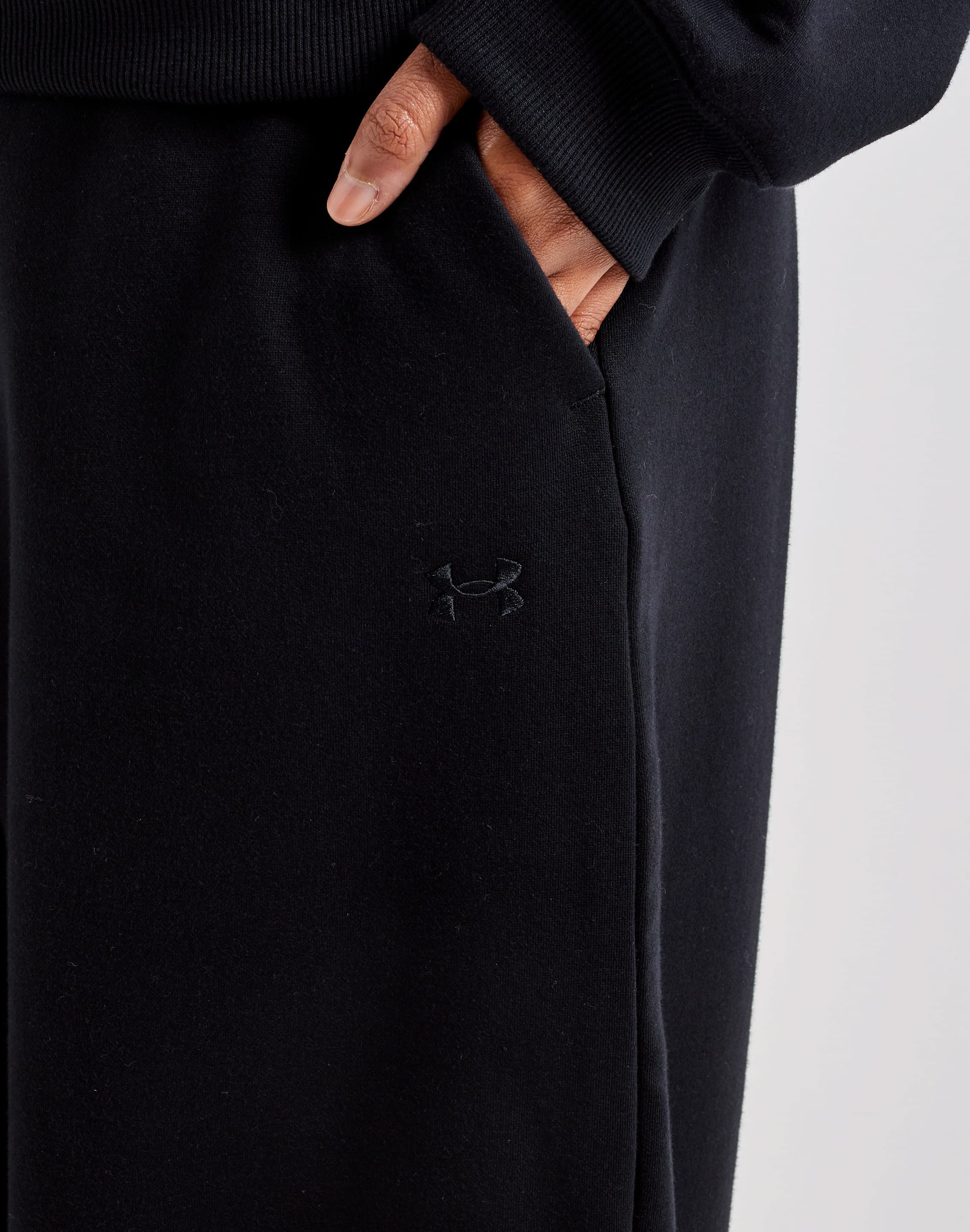 Photo of Under Armour Icon Fleece Barrel Pants