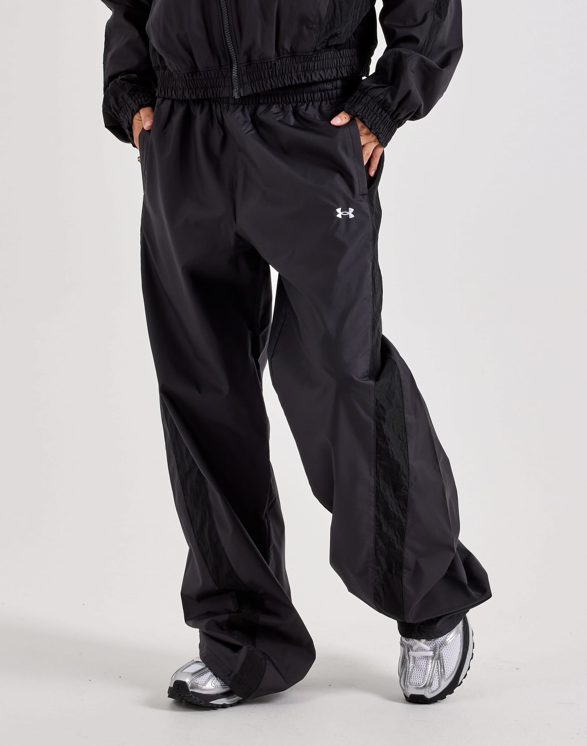 Photo of Under Armour Icon Woven Pants