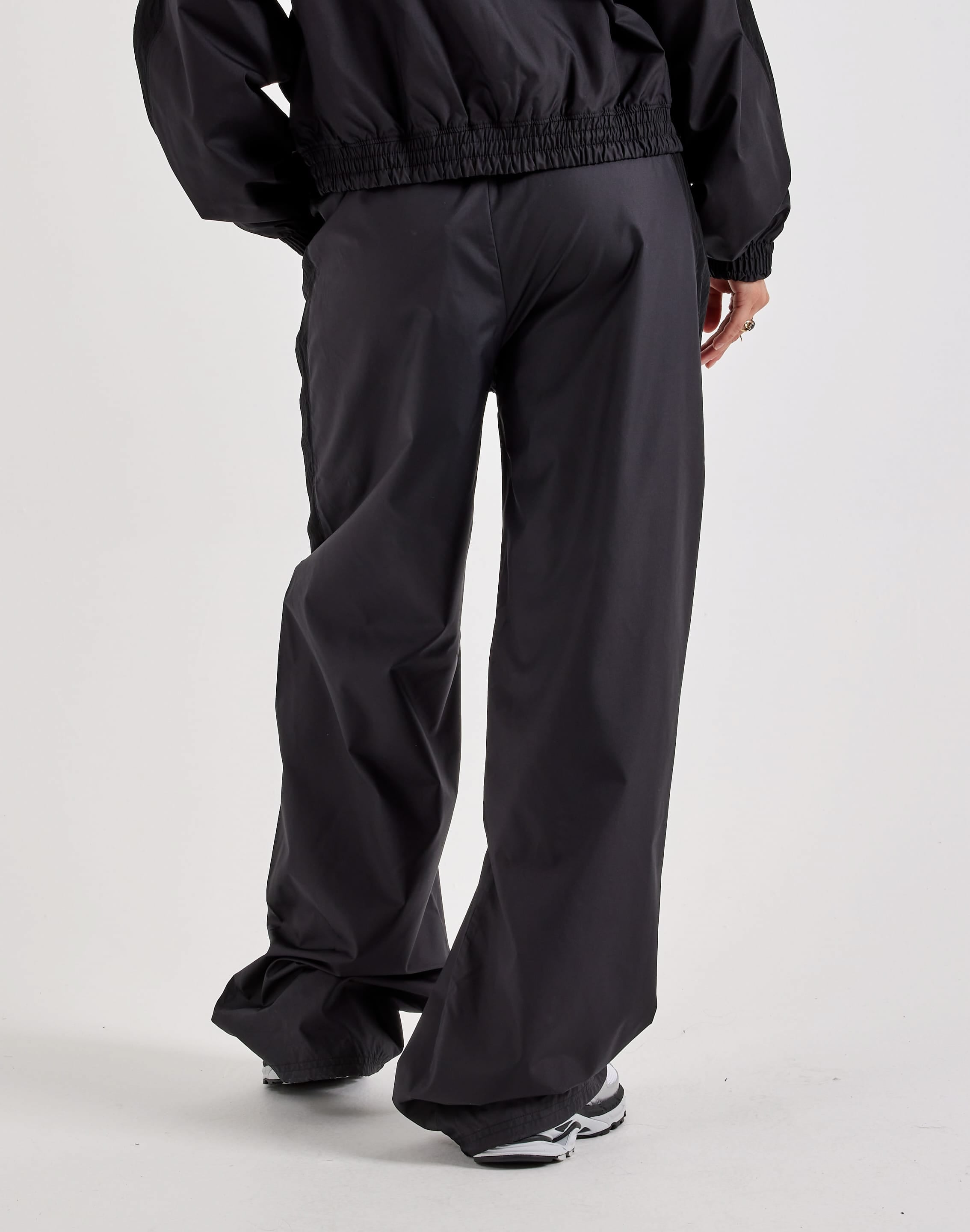 Photo of Under Armour Icon Woven Pants
