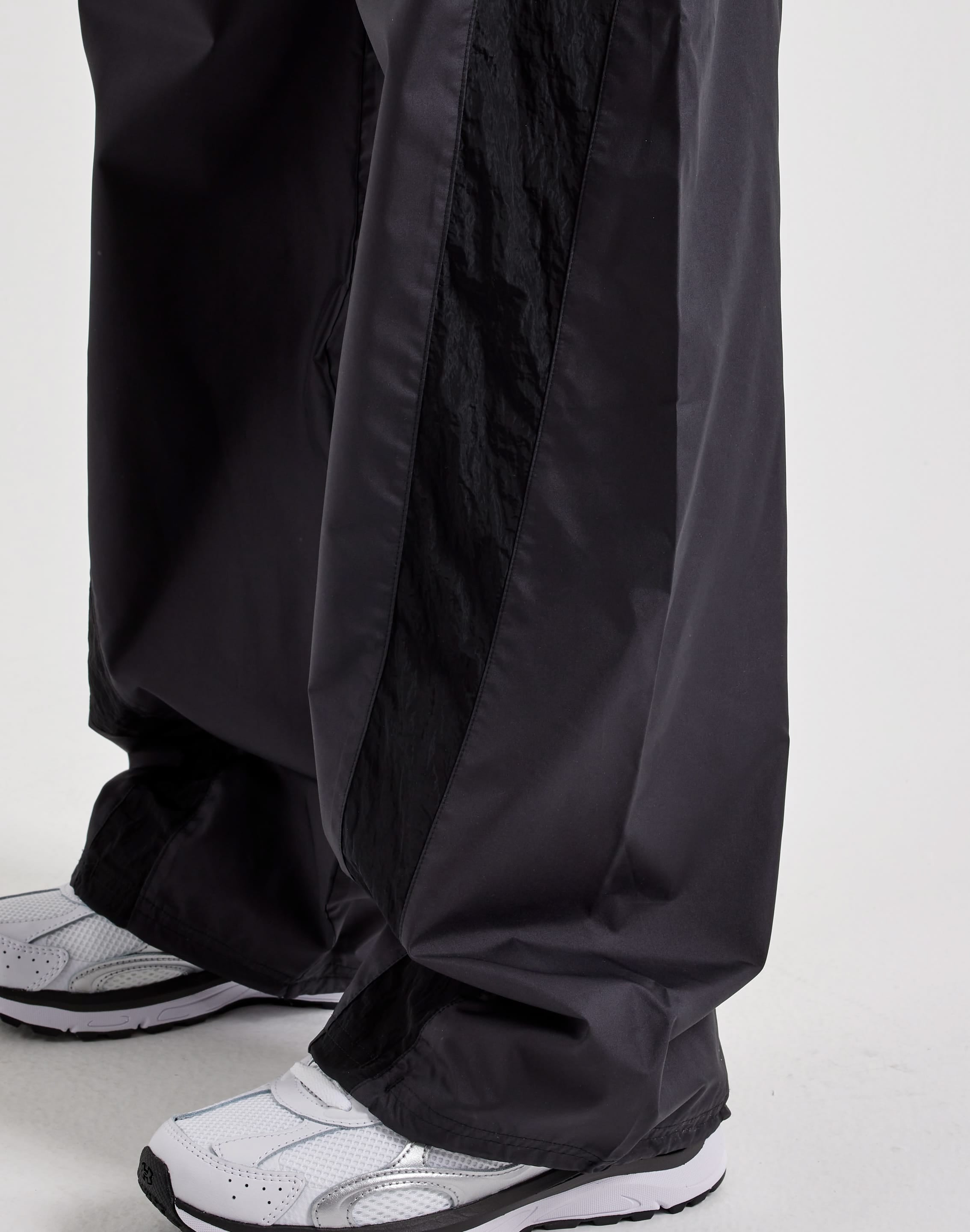 Photo of Under Armour Icon Woven Pants