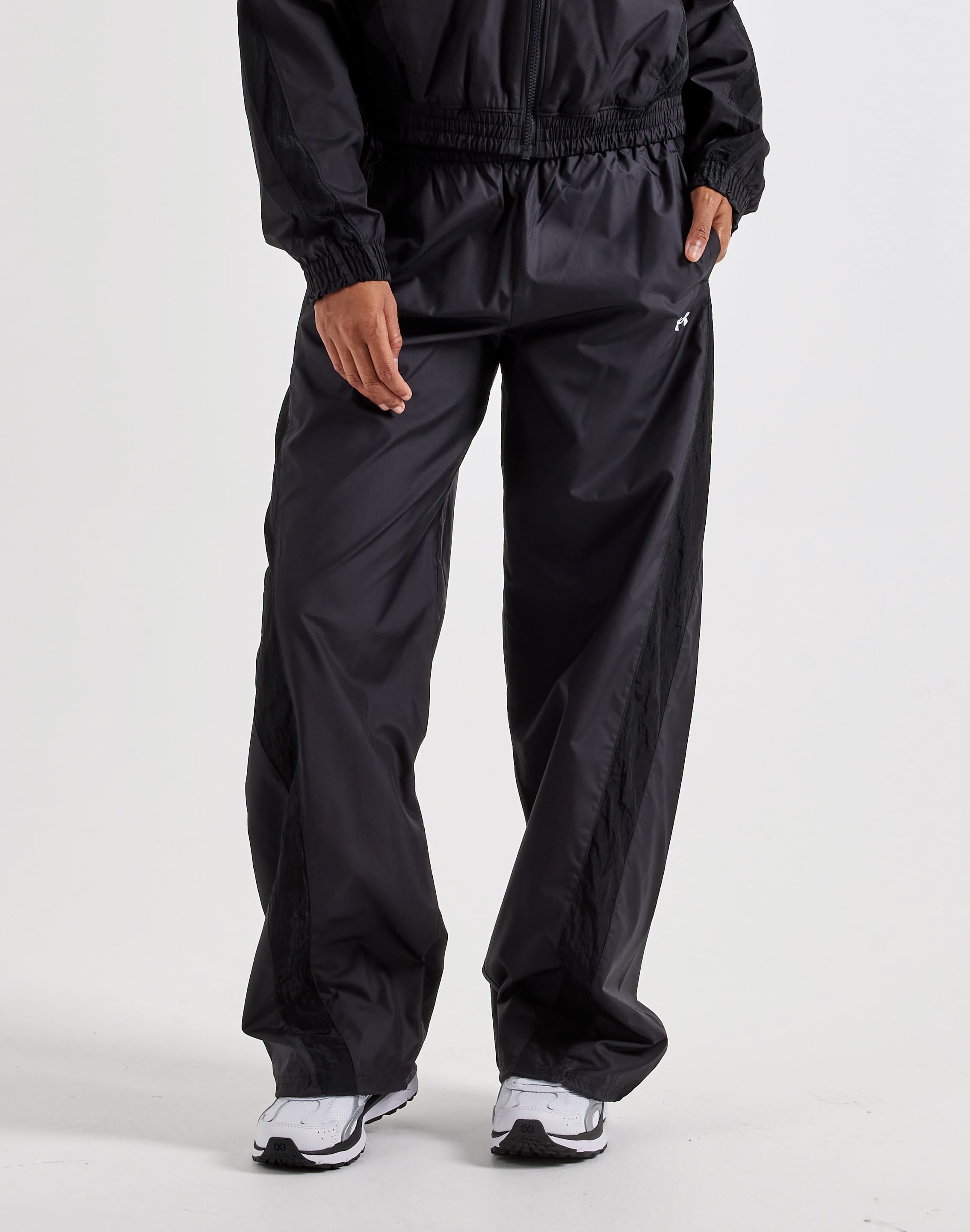 Photo of Under Armour Icon Woven Pants