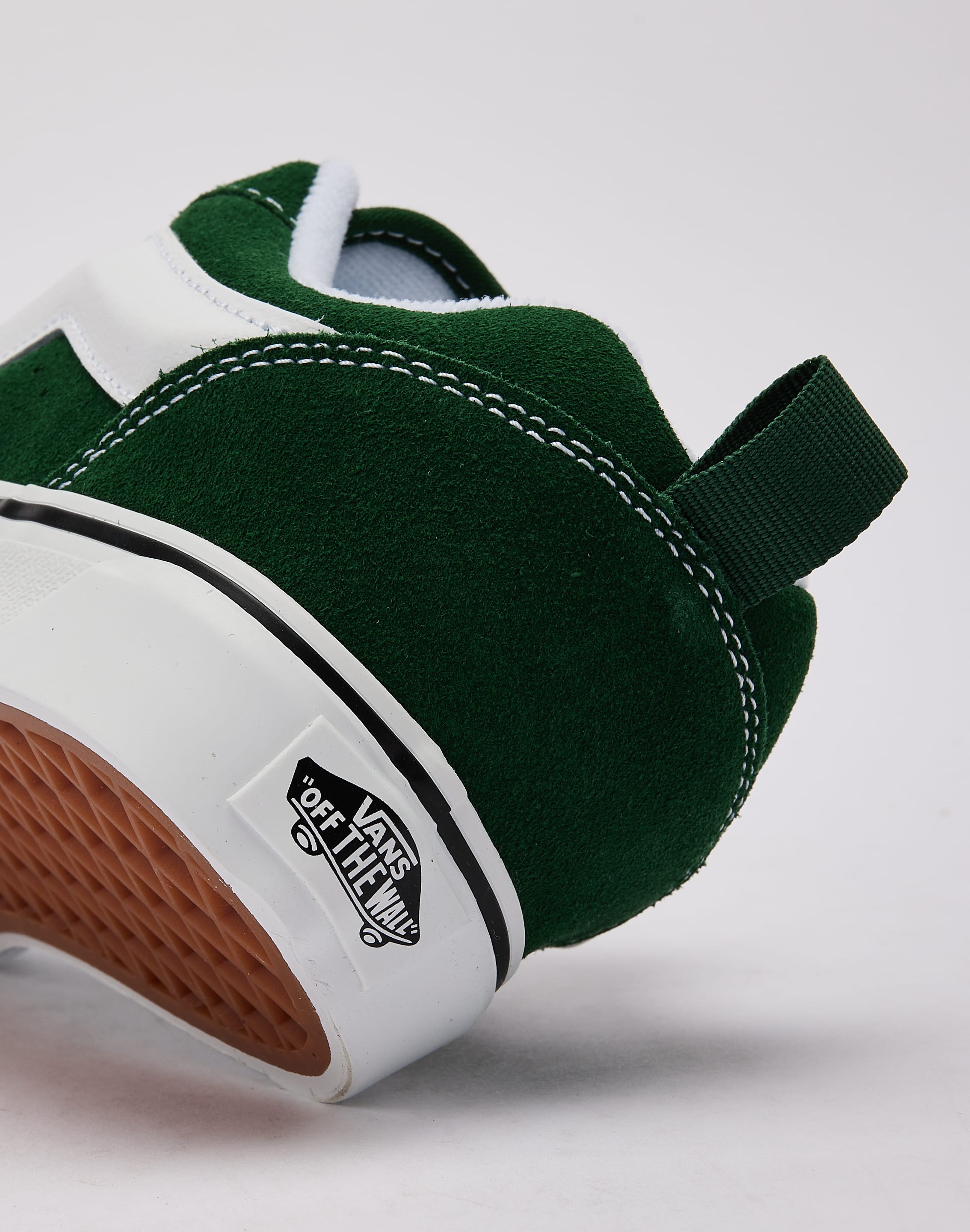 Vans Knu Skool Grade-School – DTLR - Main Image