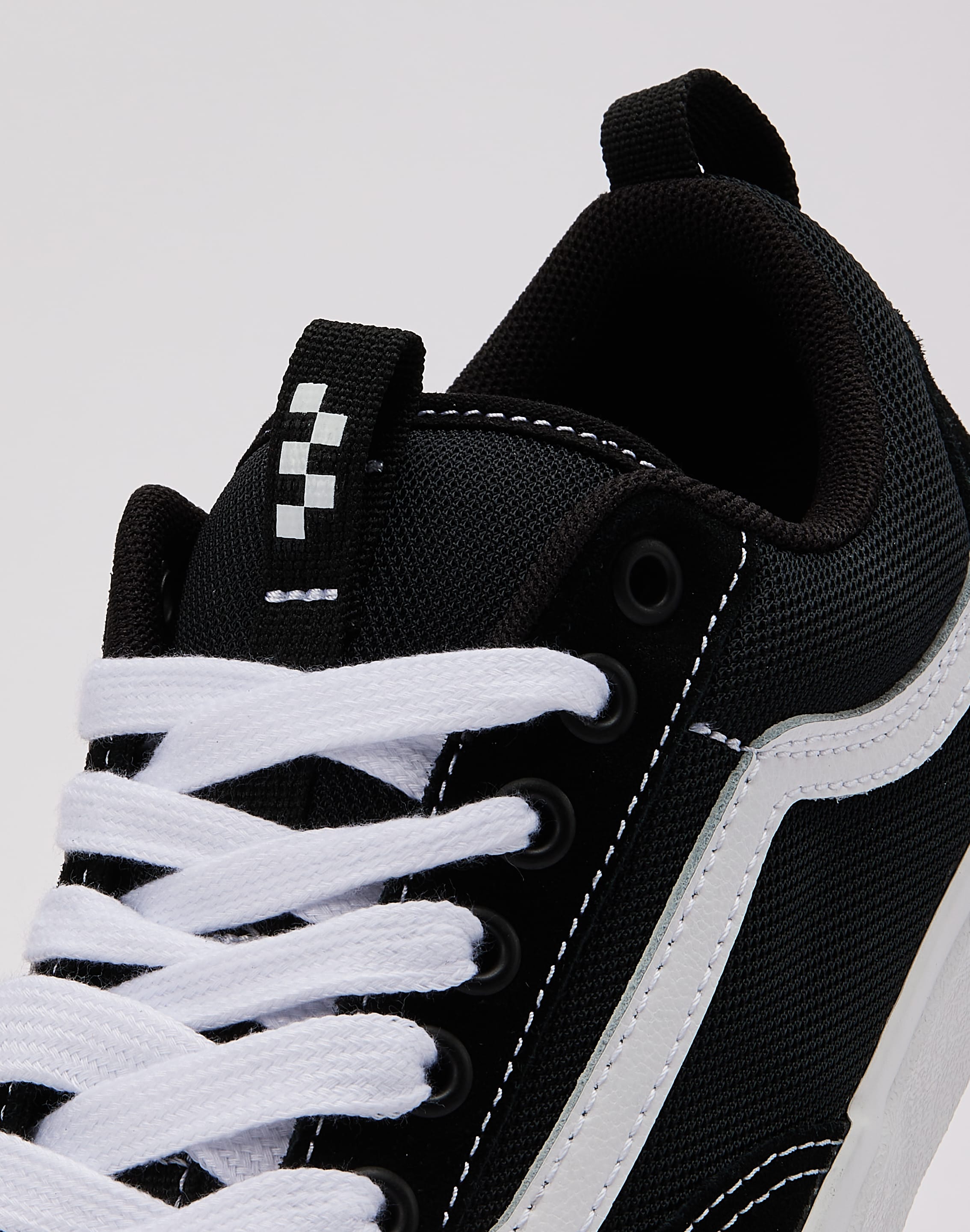Photo of Vans Old Skool 36+ Grade-School
