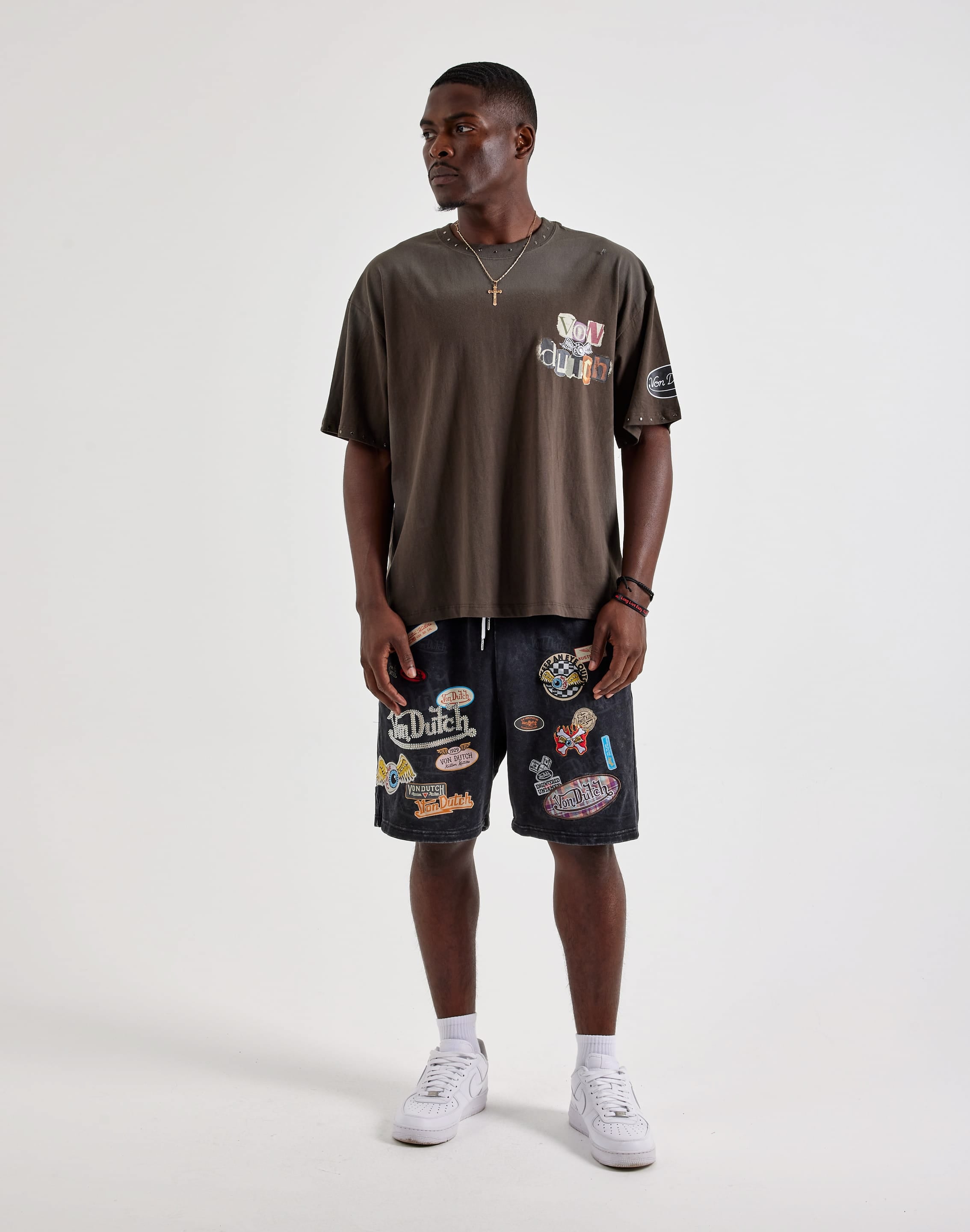 Von Dutch Washed Patch Fleece Shorts, image 4 of 4