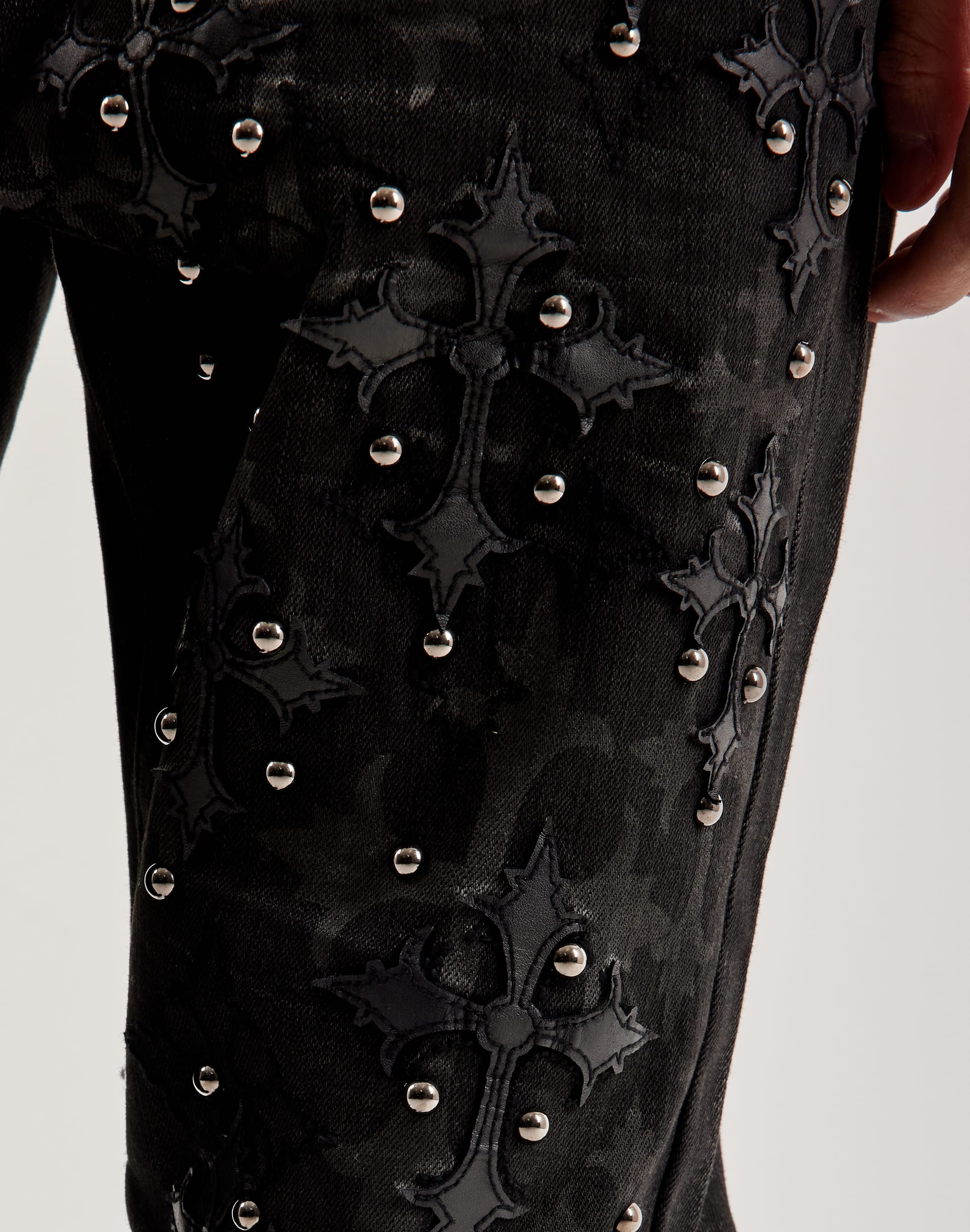 WAIMEA Slim Cross Overlay Denim Jeans