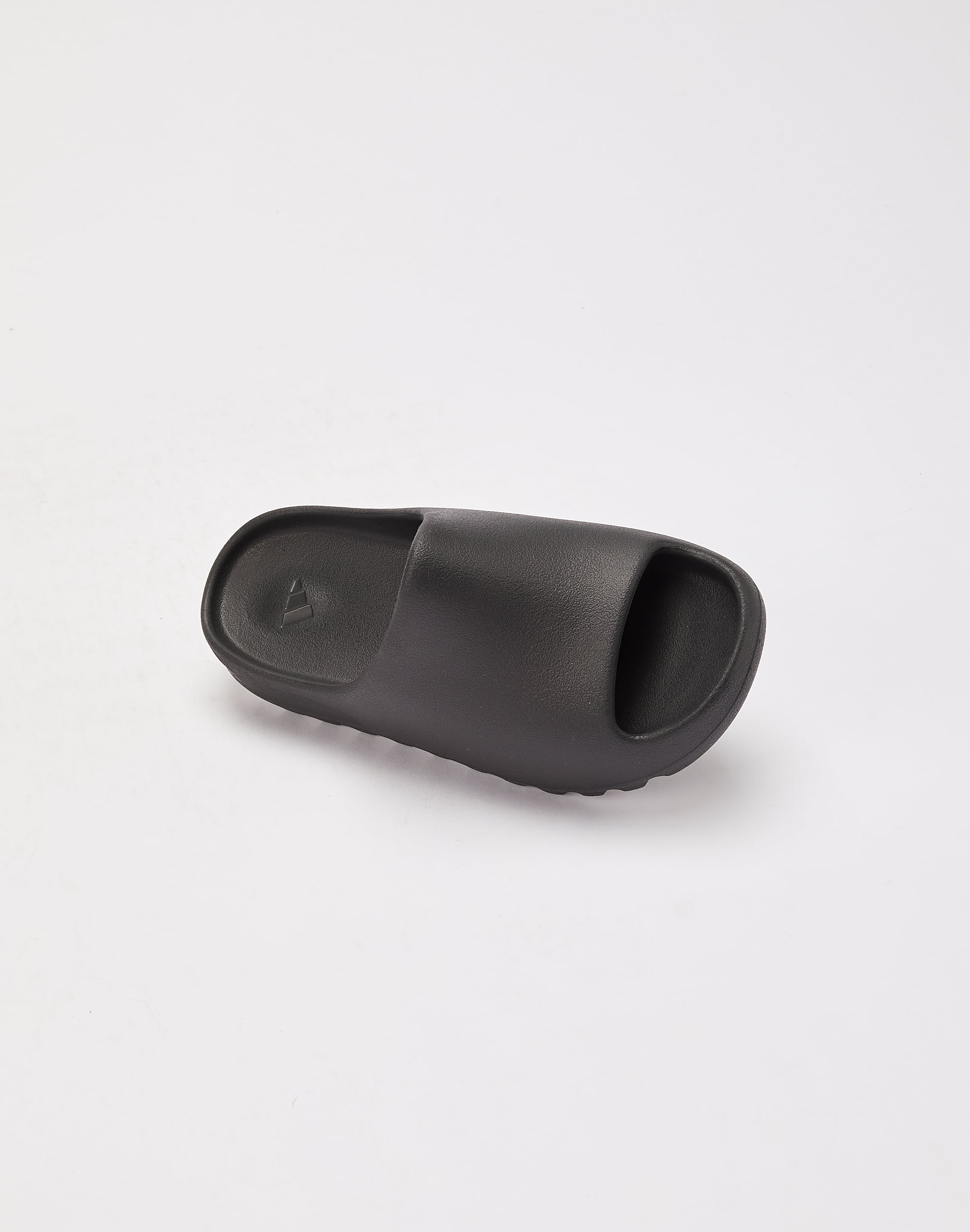 Adidas YEEZY SLIDE ONYX PRE-SCHOOL – DTLR - Main Image