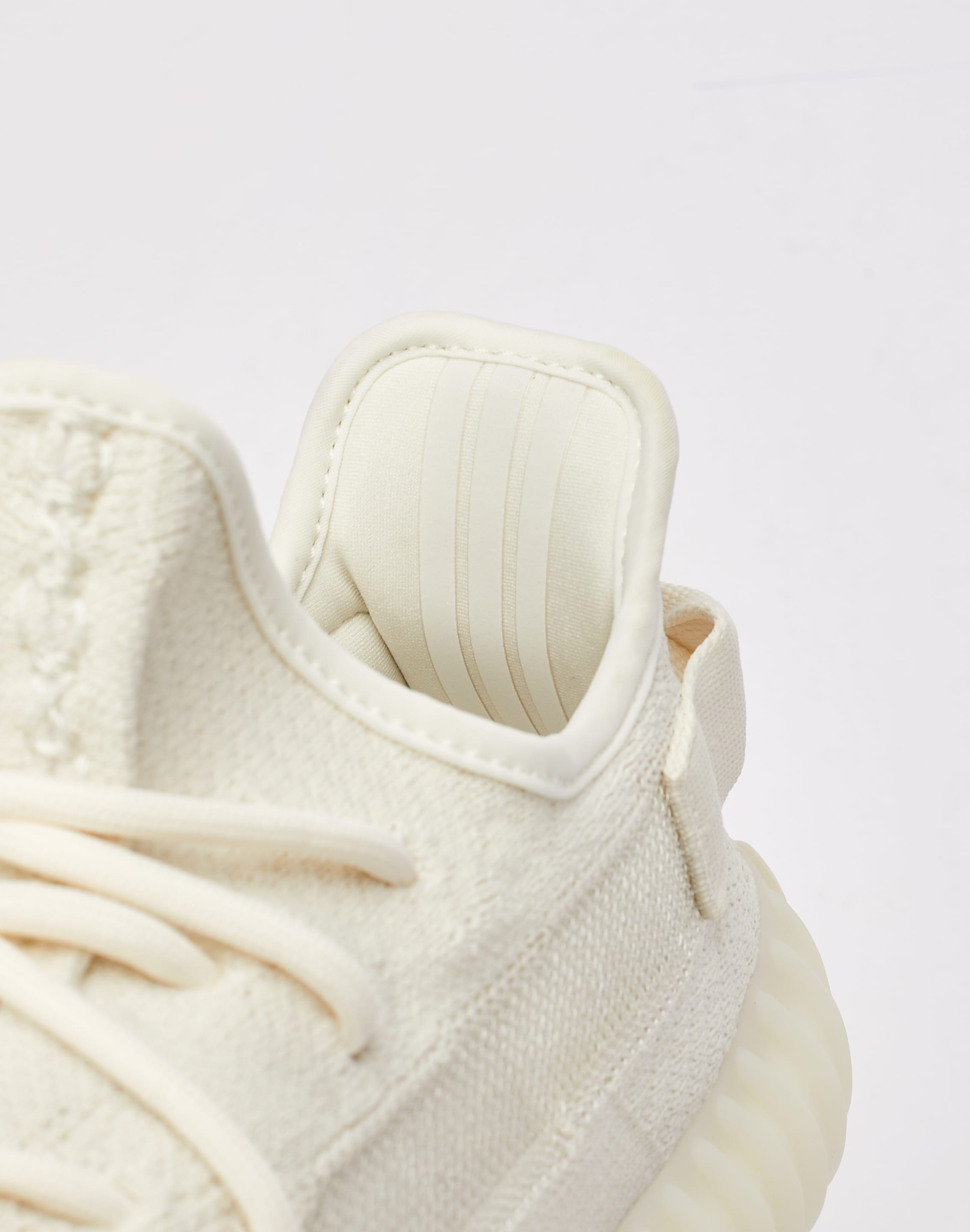 Adidas Yeezy Boost 350 V2 'Bone' DTLR Adidas Yeezy Boost 350 V2 'Bone' DTLR