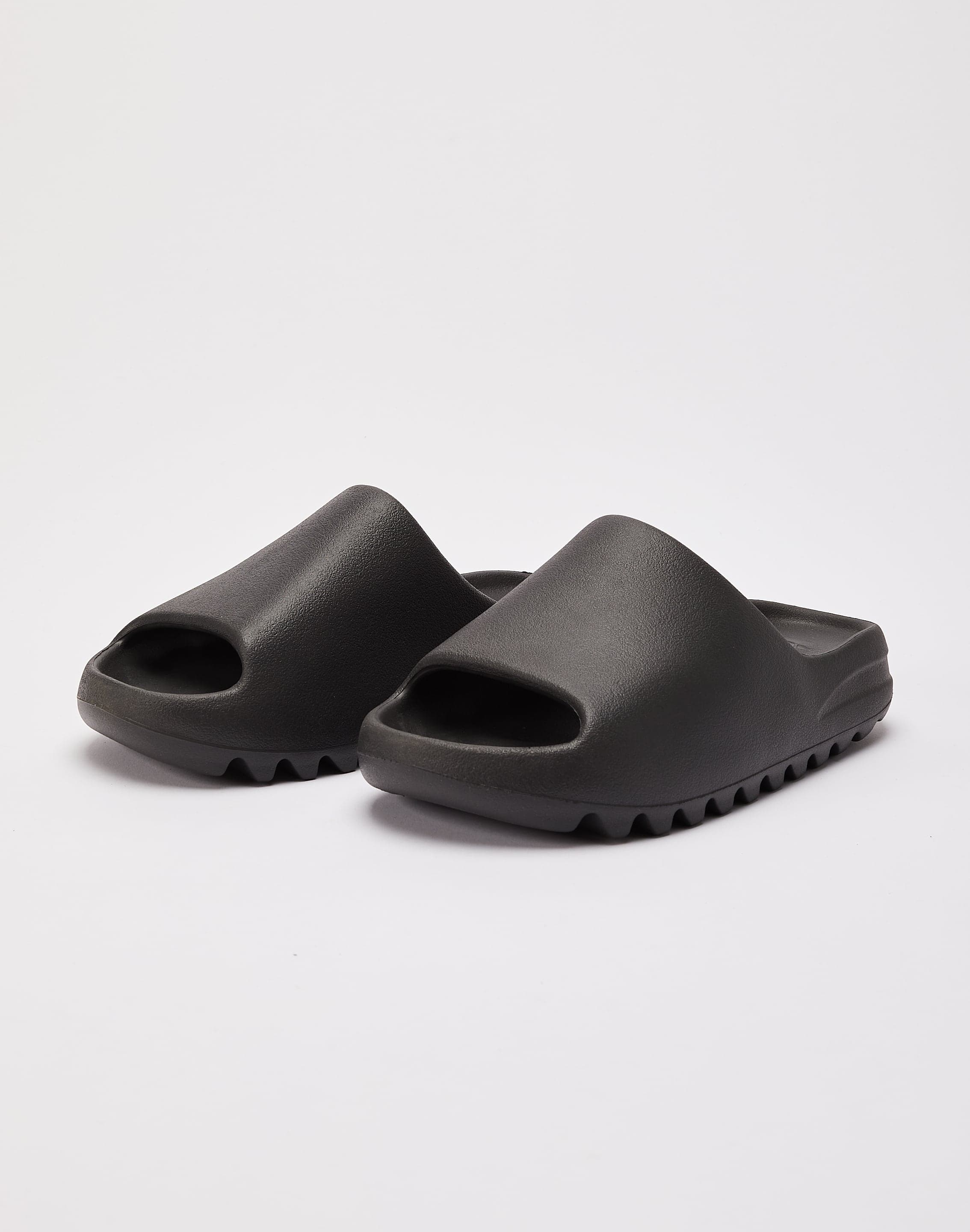 Adidas Yeezy Slide Onyx â DTLR