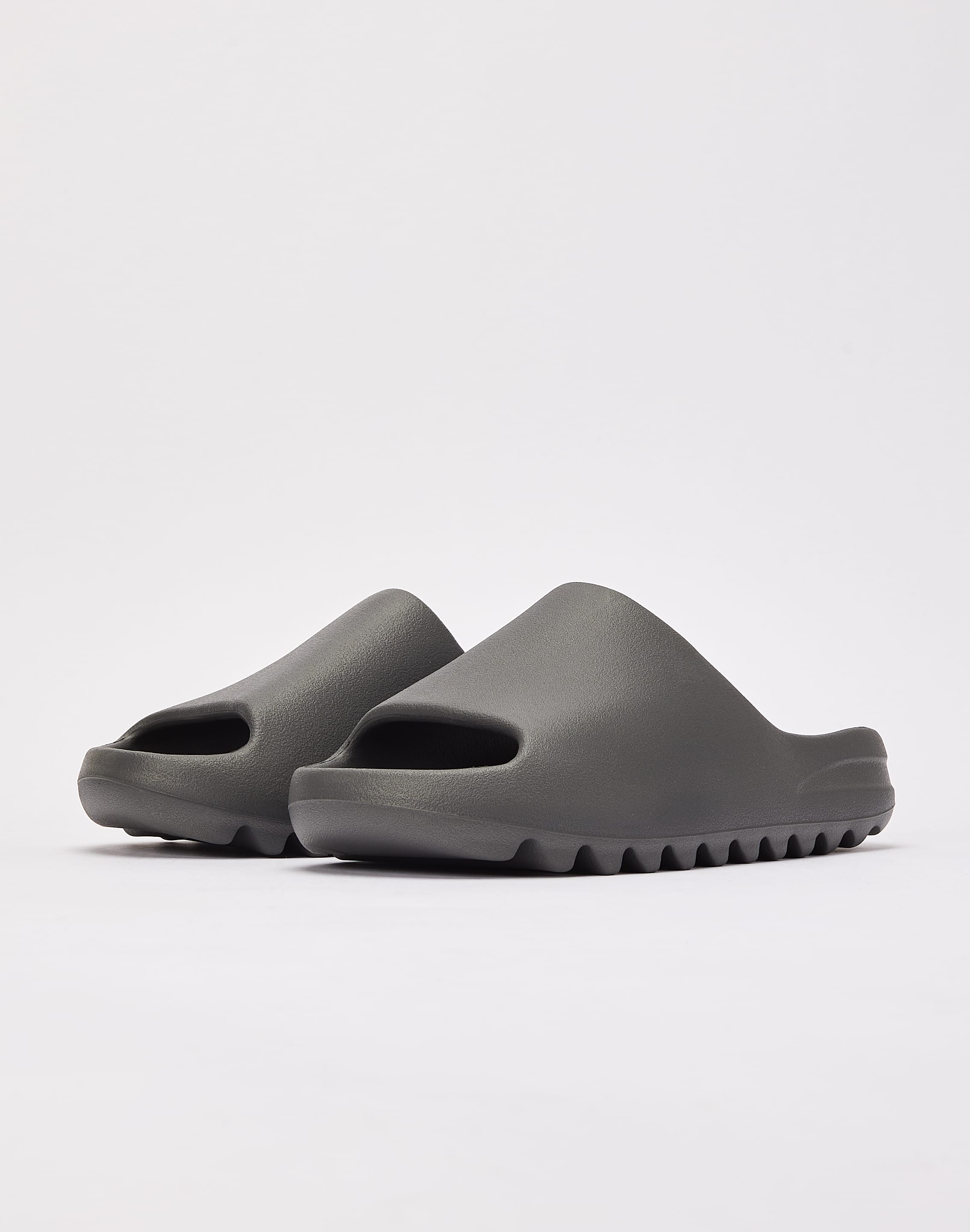Adidas Yeezy Slide 'Granite' â DTLR