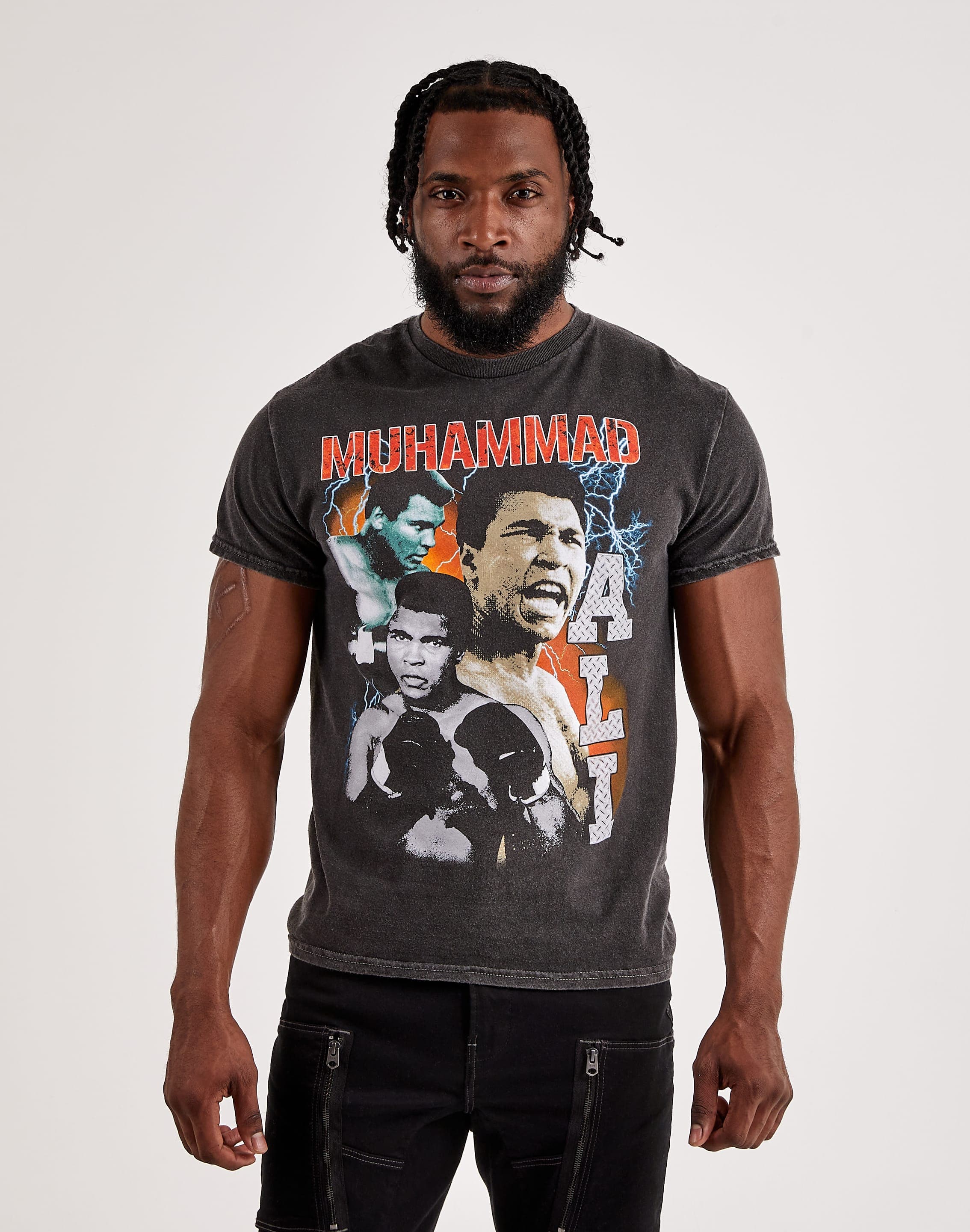 Tee Raz Muhammad American Classics Muhammad Ali Strikes Tee – DTLR