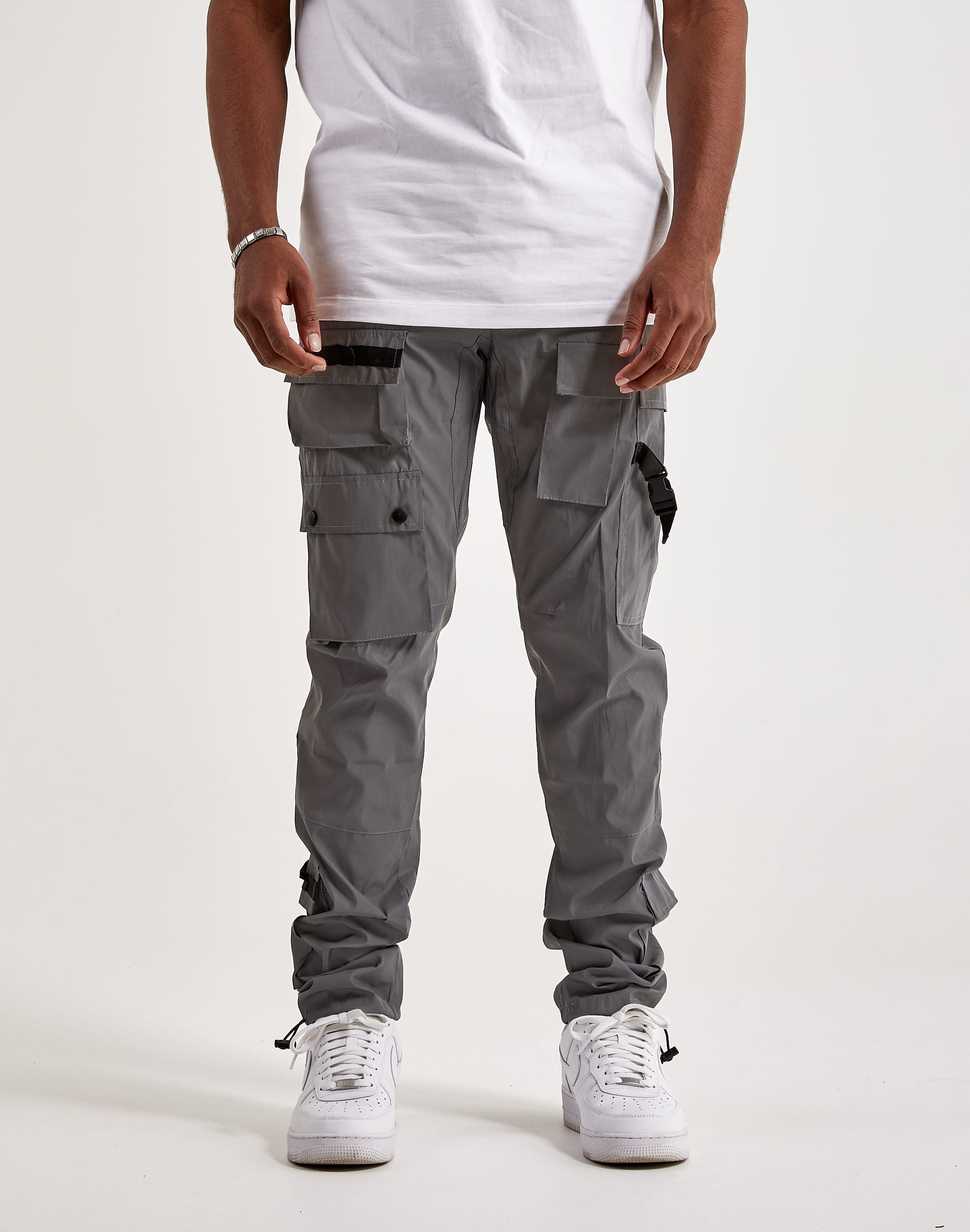 Nylon cargo pants-