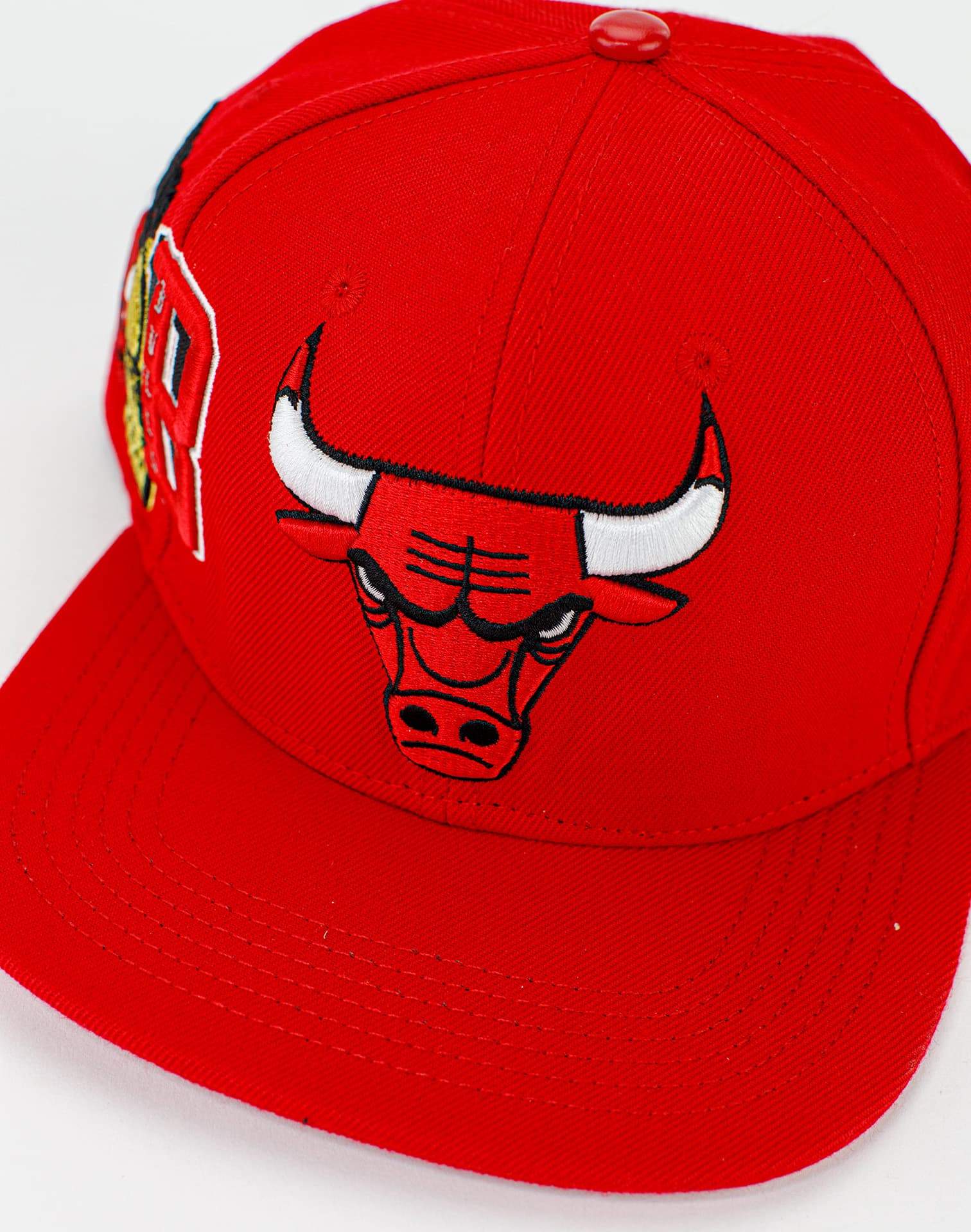 Mitchell & Ness Chicago Bulls Script Snapback Hat – DTLR