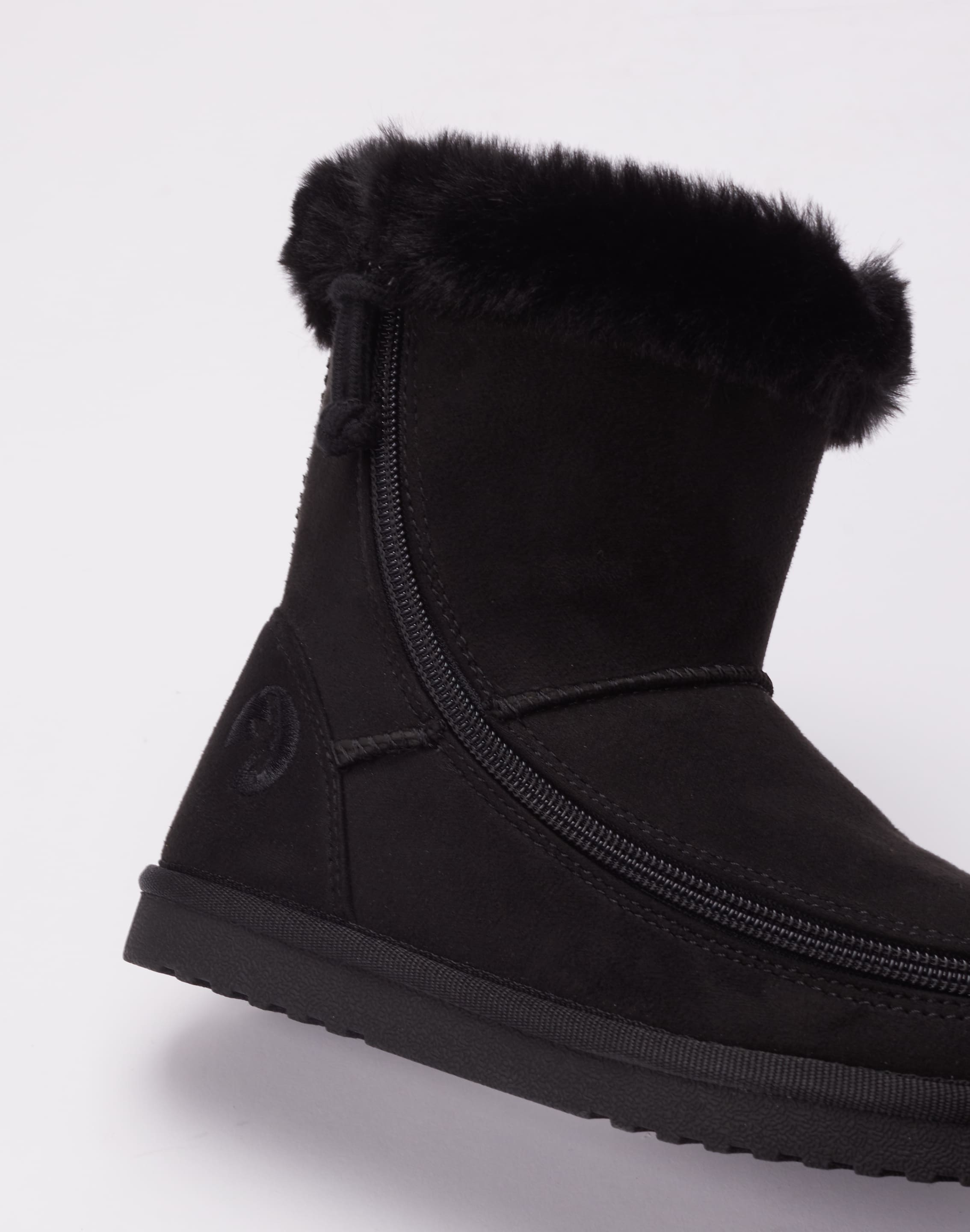 Billy Footwear Cozy Boots II Grade-School – DTLR1