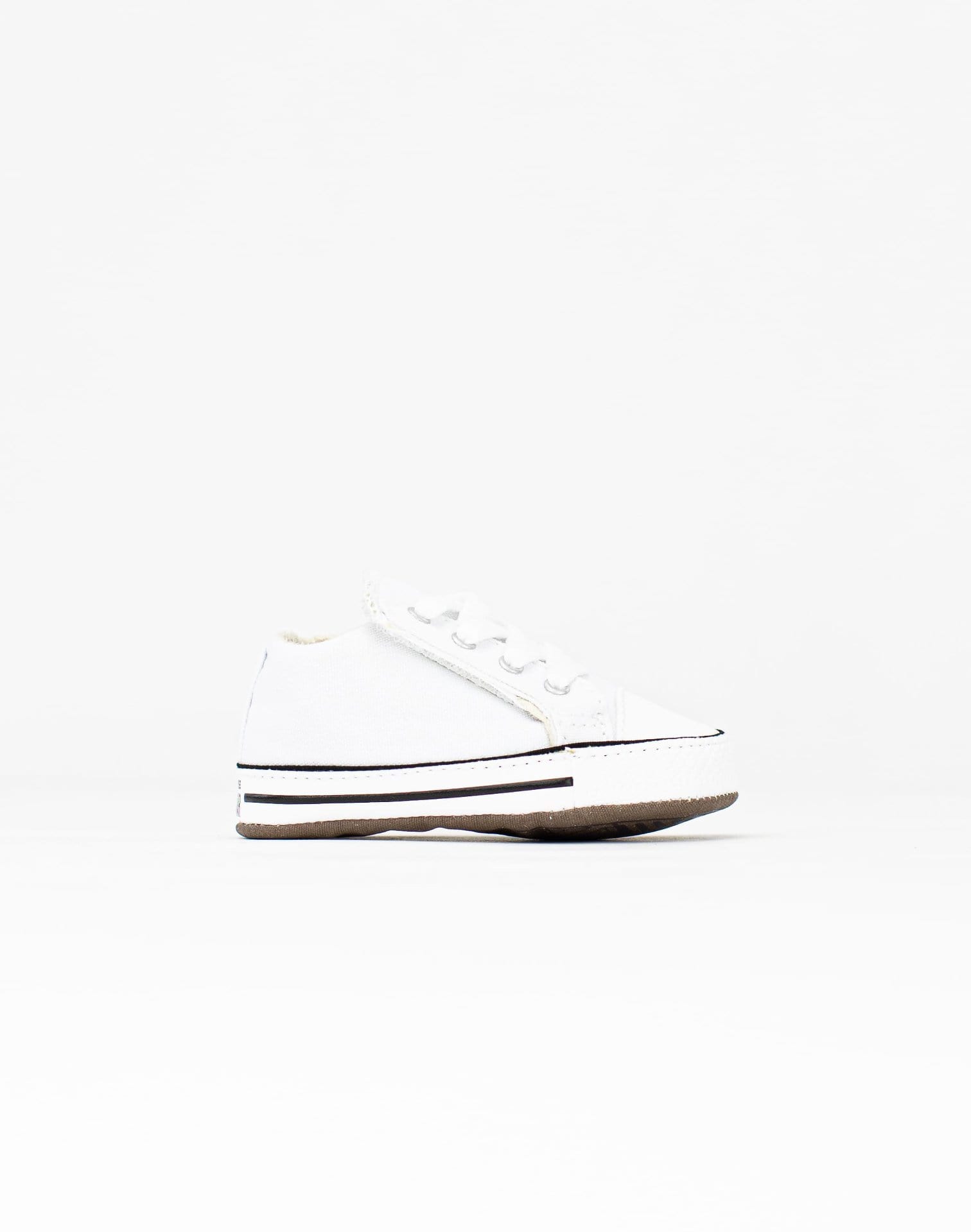 Photo of Converse Chuck Taylor All-Star Low Crib