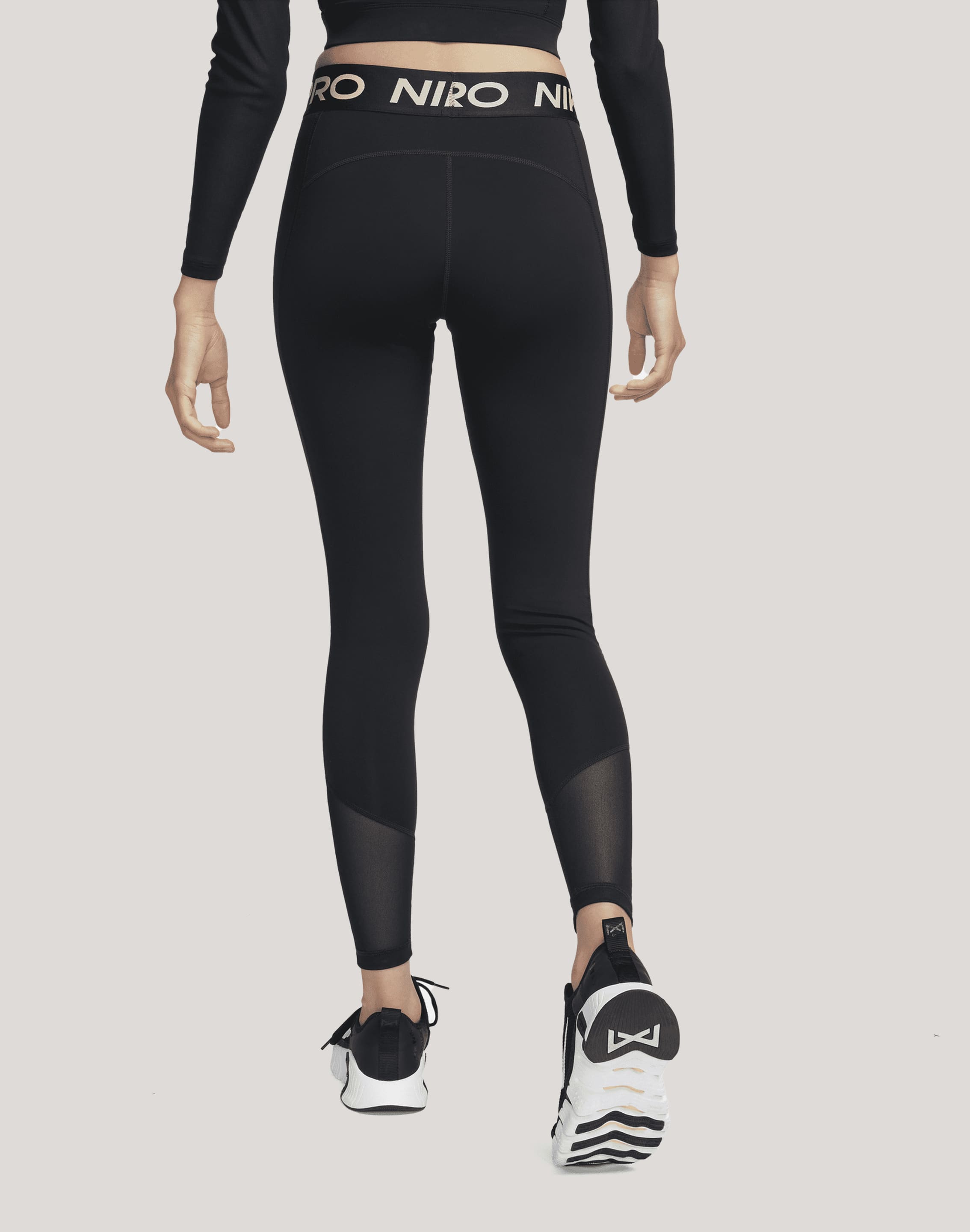 Nike Pro Mid-Rise Leggings – DTLR