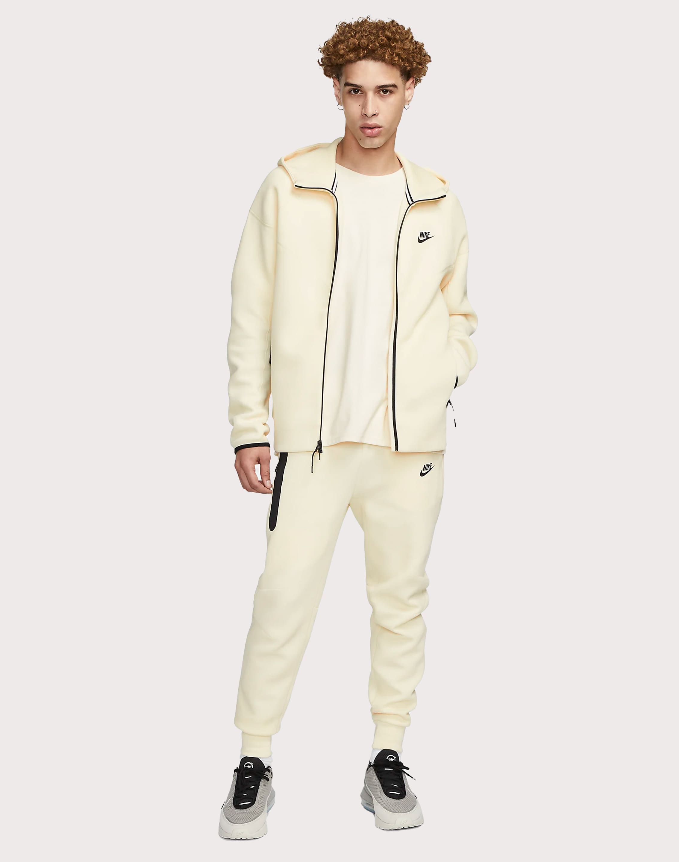 Nike Tech Fleece Windrunner Full-Zip Hoodie – DTLR