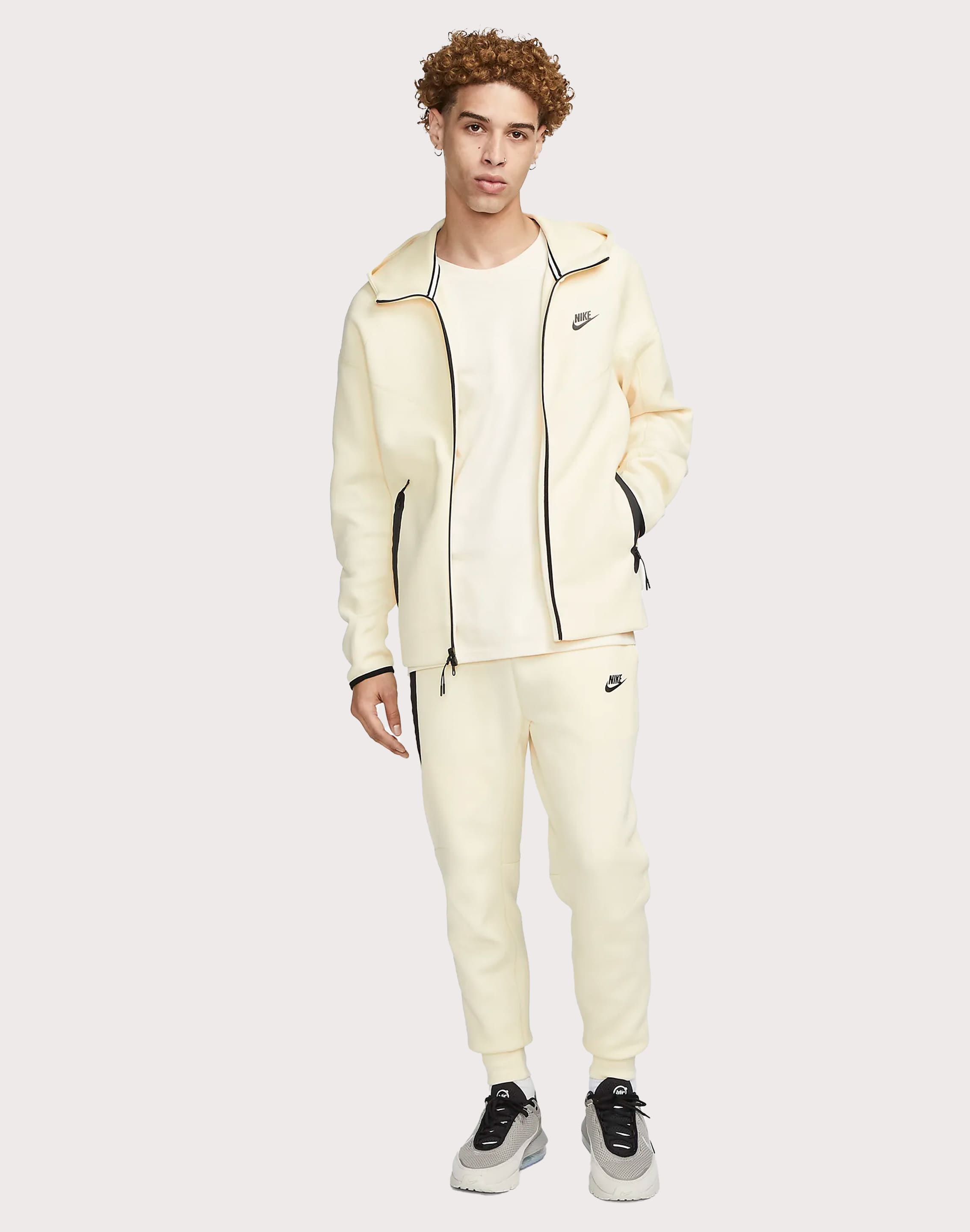 Nike Tech Fleece Slim-Fit Joggers â DTLR