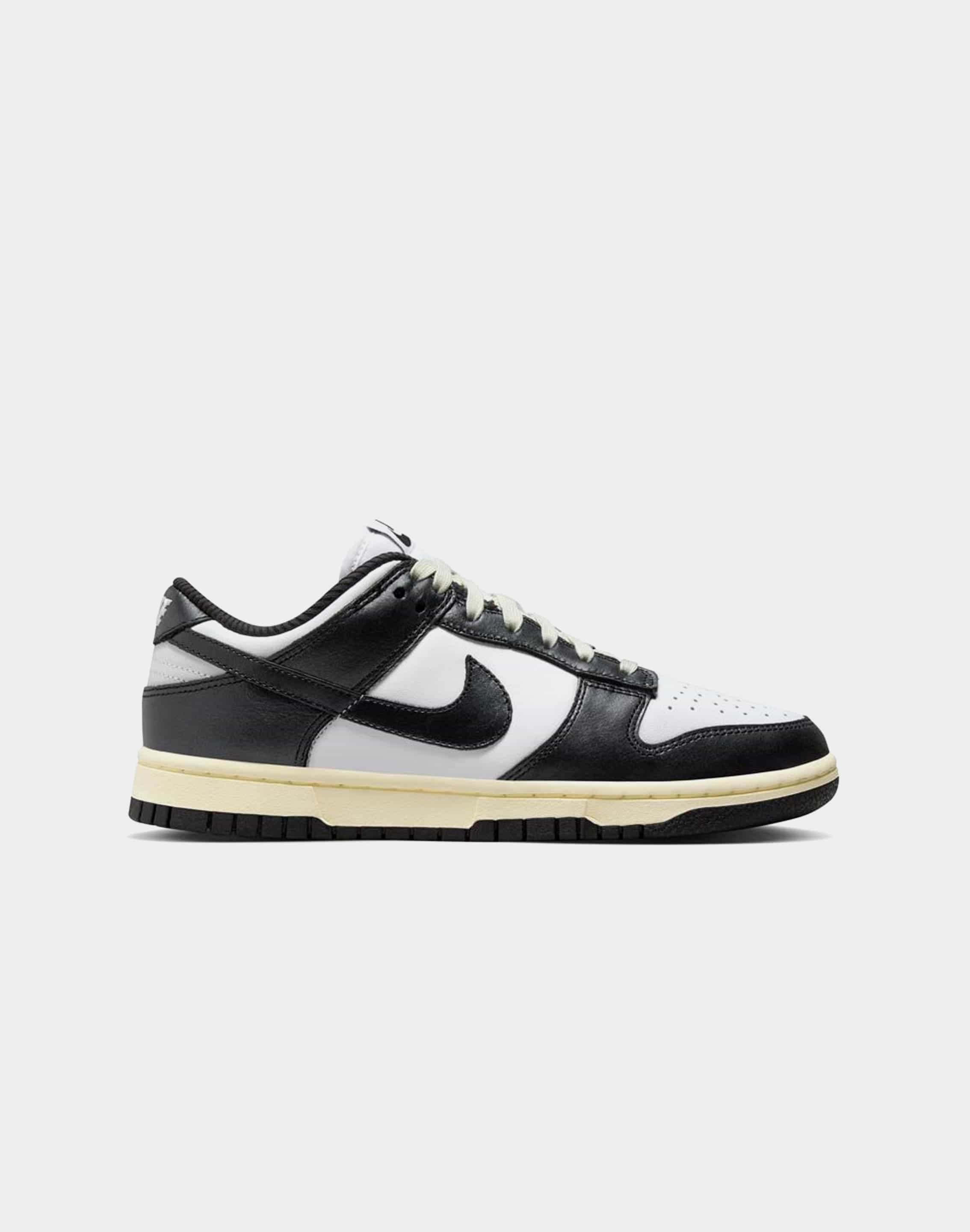 Photo of Nike Dunk Low