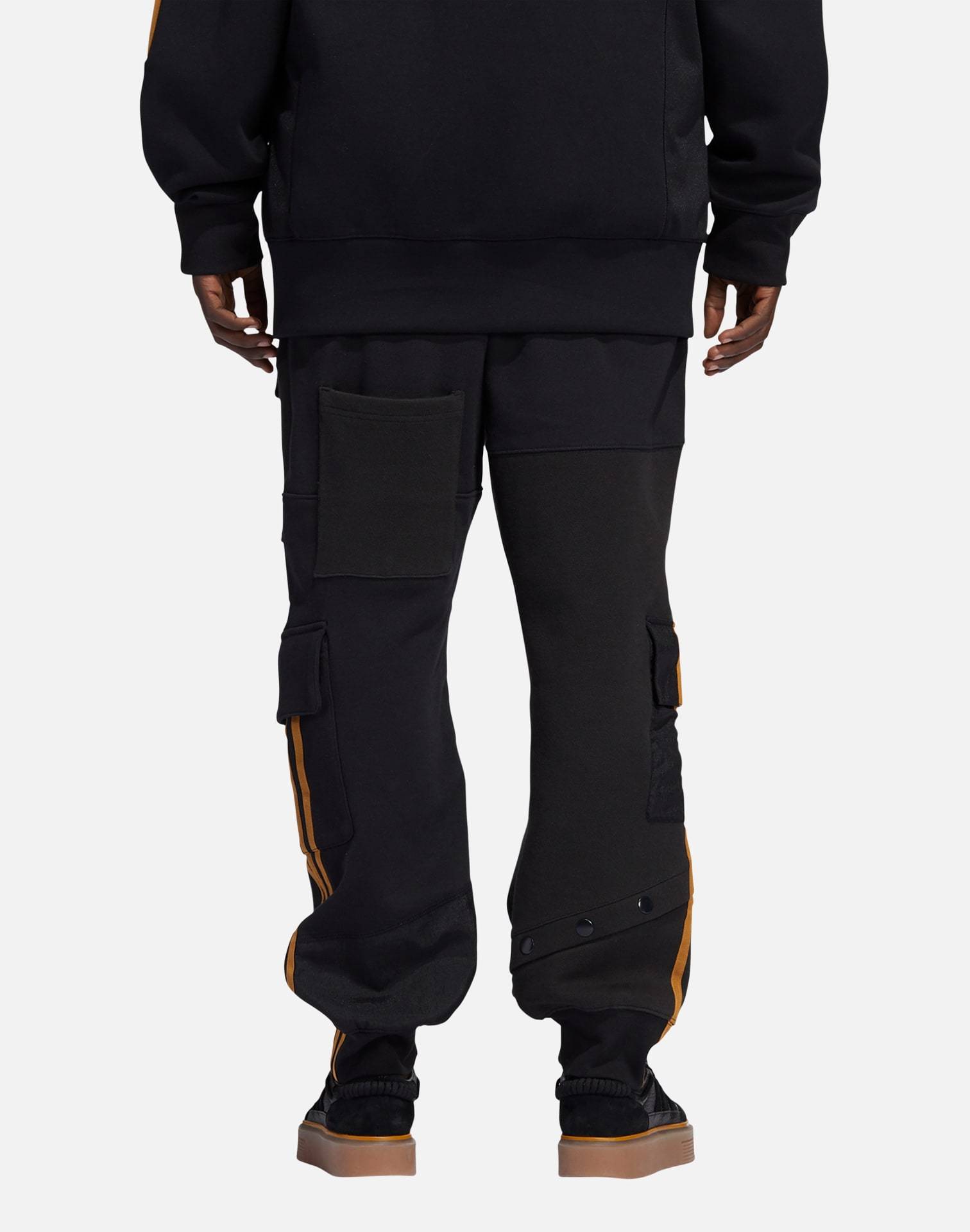 Adidas IVY PARK CARGO SWEATPANTS – DTLR1