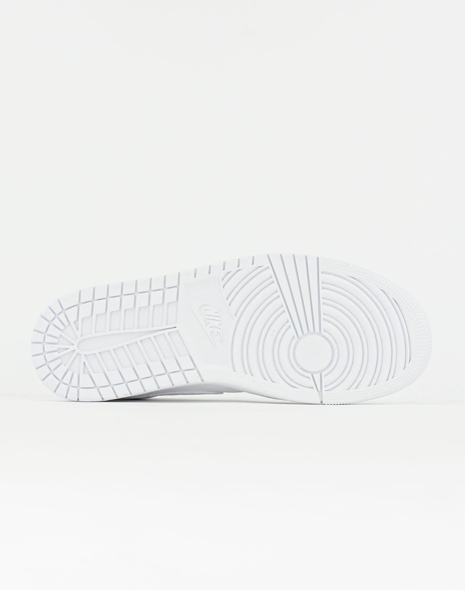 Jordan Air Jordan 1 Mid â DTLR