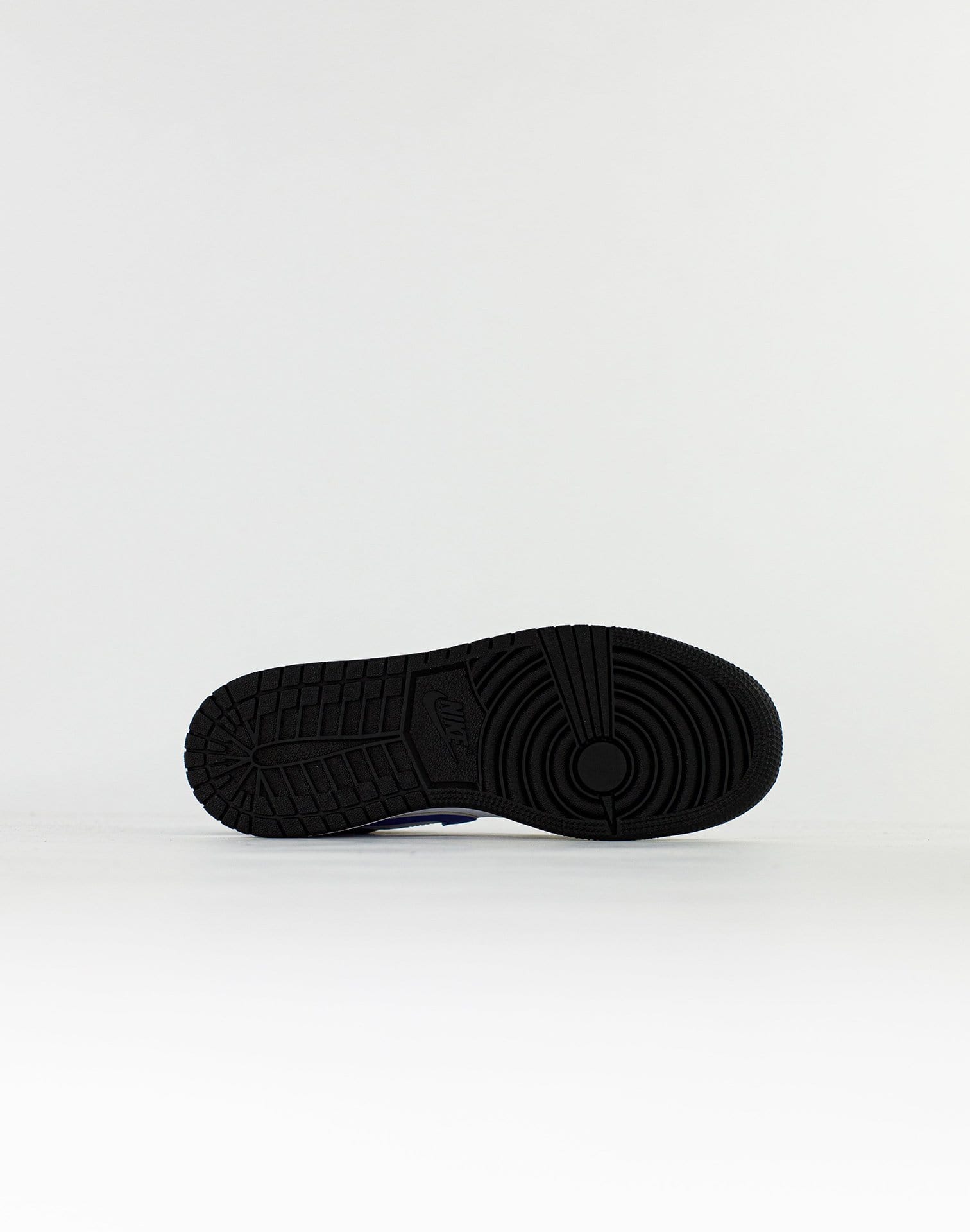 Photo of Jordan AIR JORDAN RETRO 1 MID GRADE-SCHOOL