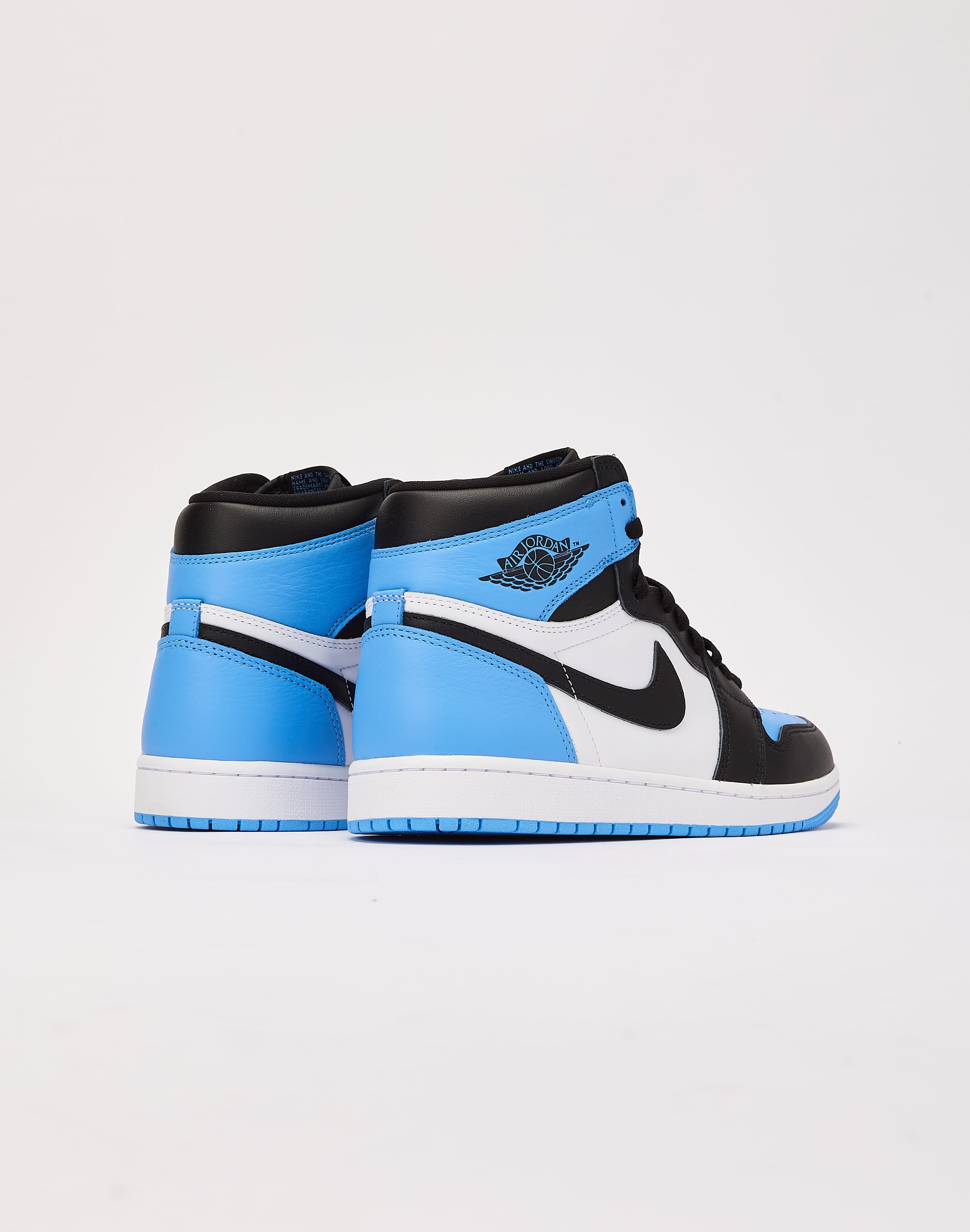 Jordan Air Jordan Retro High OG 'University Blue' – DTLR