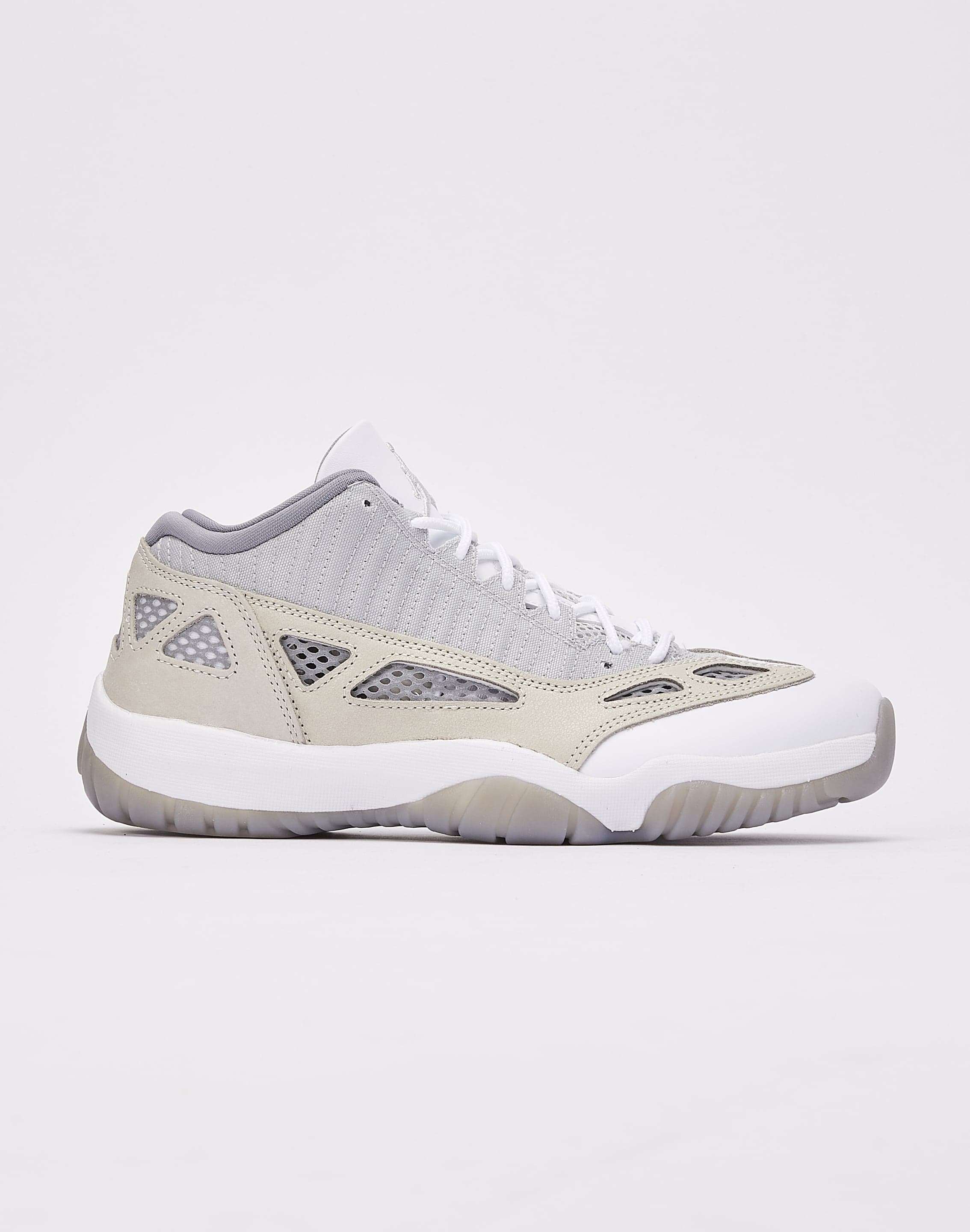 Air Jordan 11 Retro Low IE Men's Shoes. Nike UK