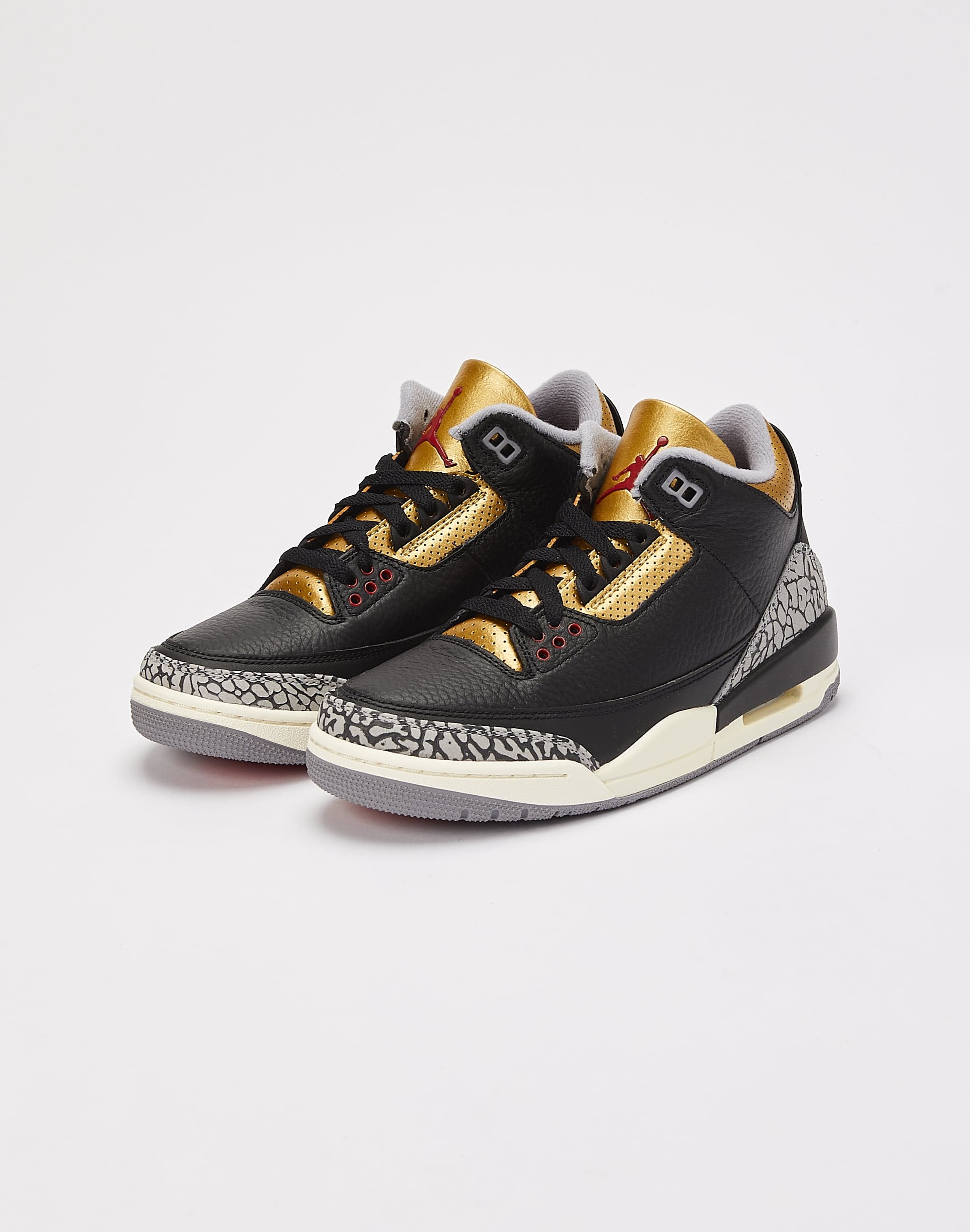 AIR JORDAN 3 RETRO Black Cement Gold