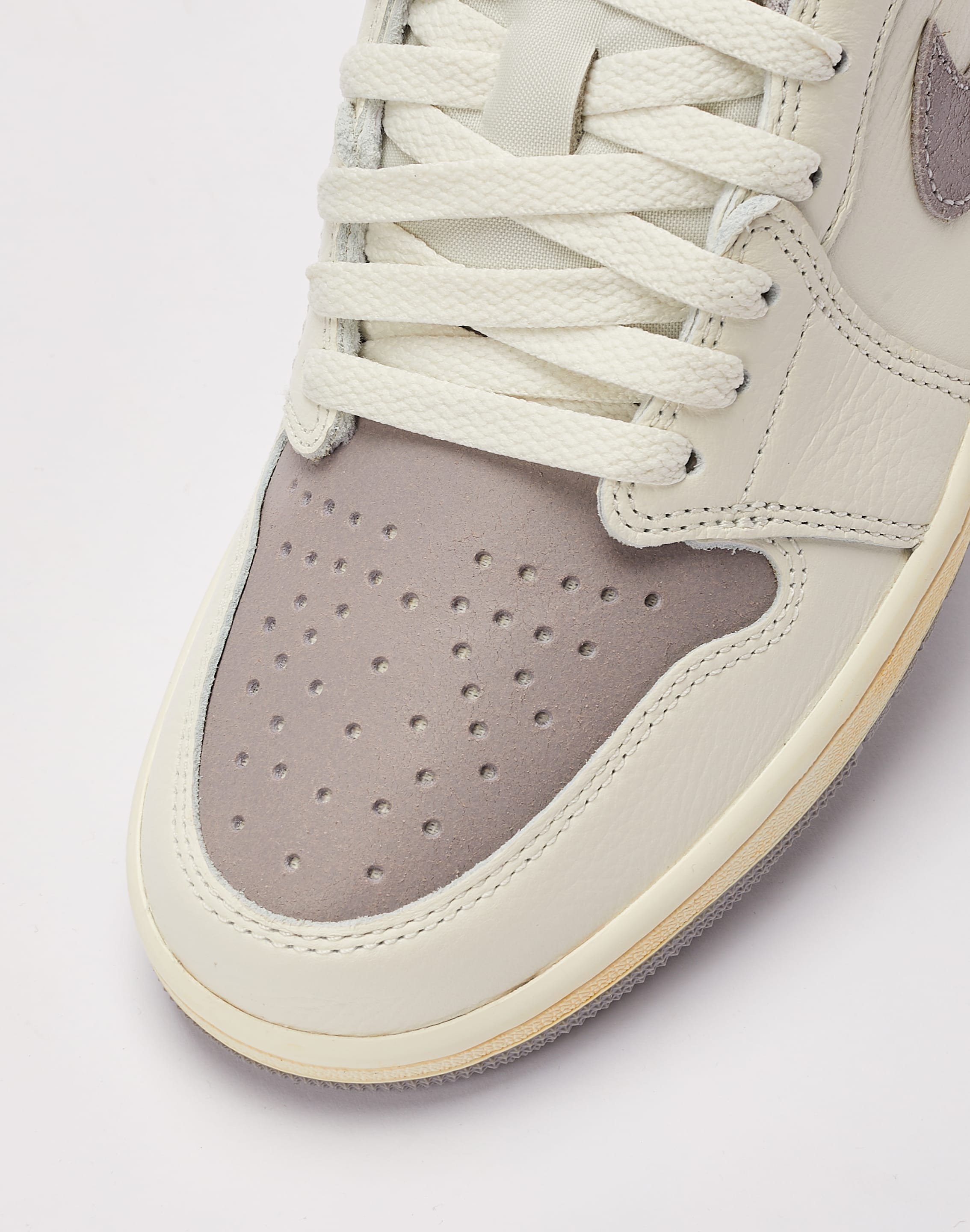 Jordan Air Jordan Retro Low OG 'Atmosphere Grey' – DTLR