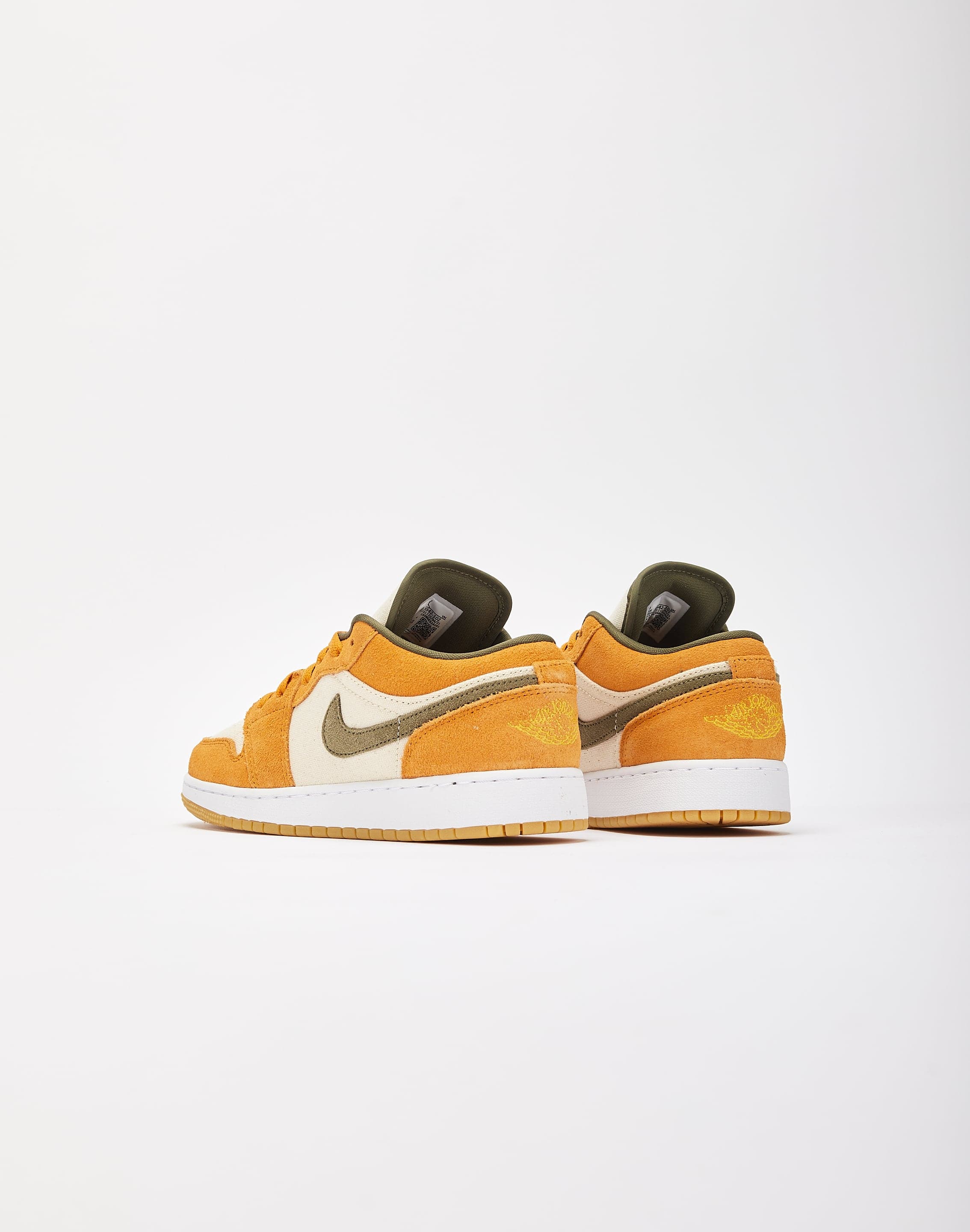 Photo of Jordan Air Jordan 1 Low Grade-School