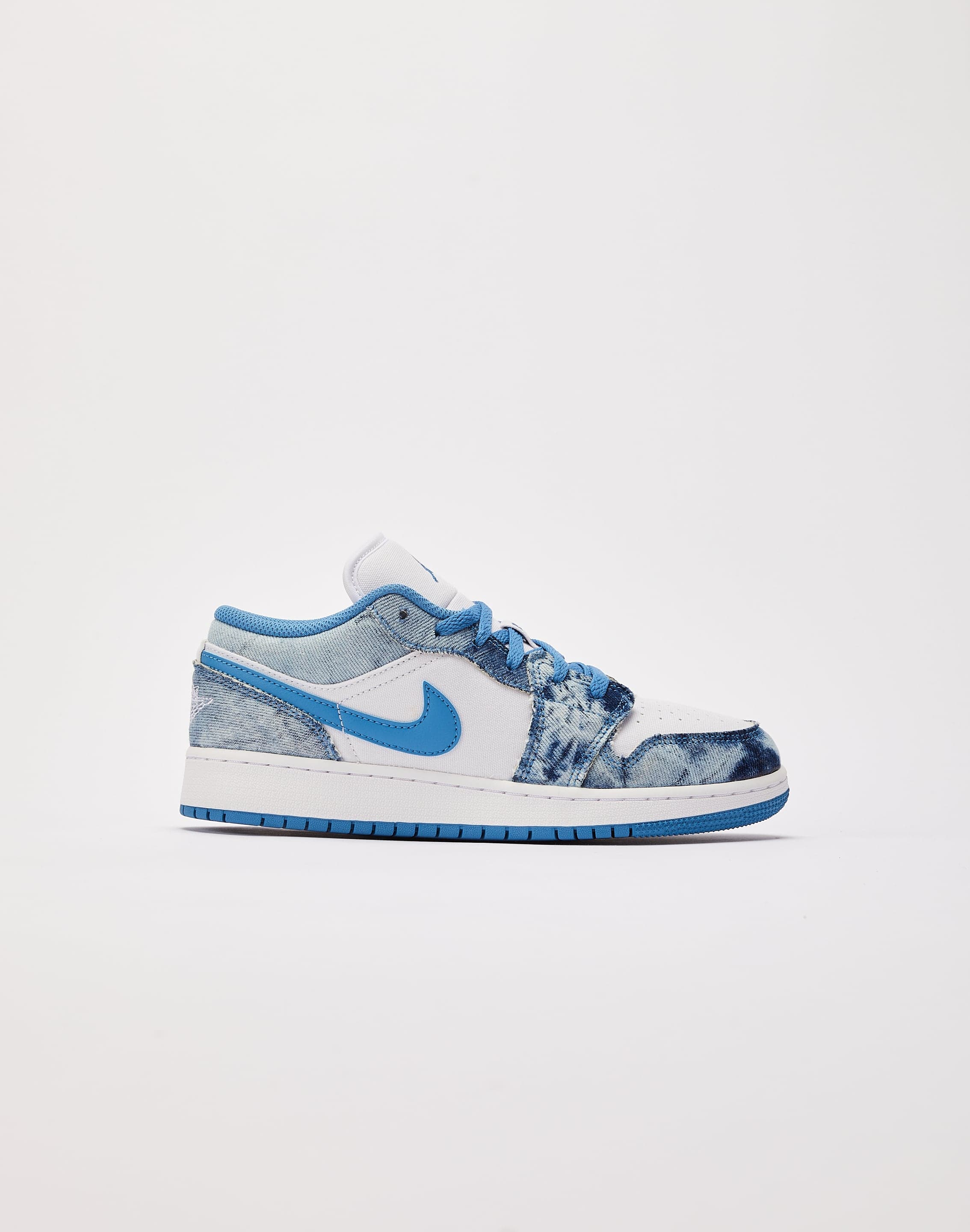 Photo of Jordan AIR JORDAN 1 LOW GRADE-SCHOOL