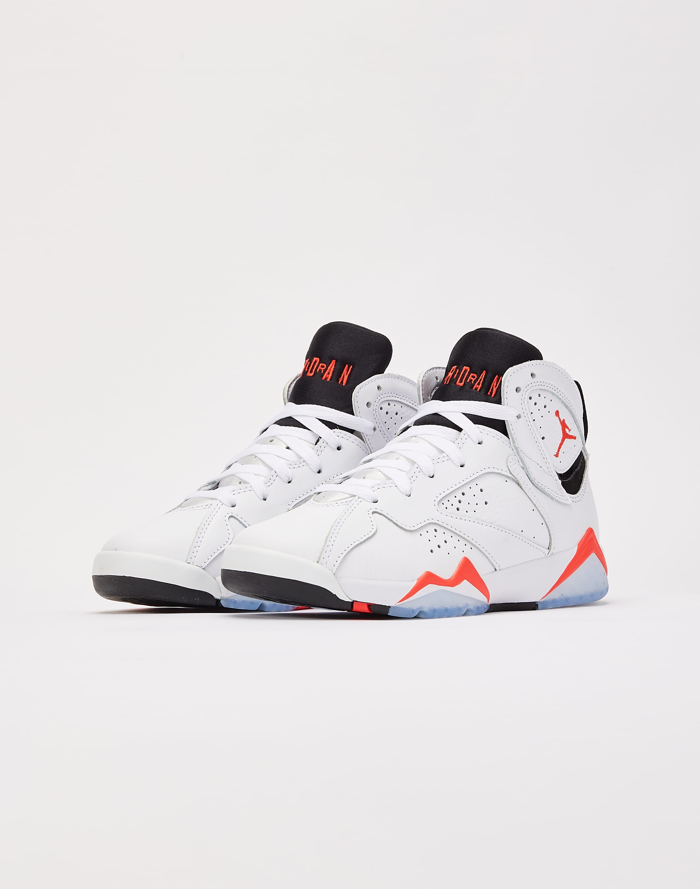 Jordan Air Jordan Retro 'White Infrared' Grade-School – DTLR