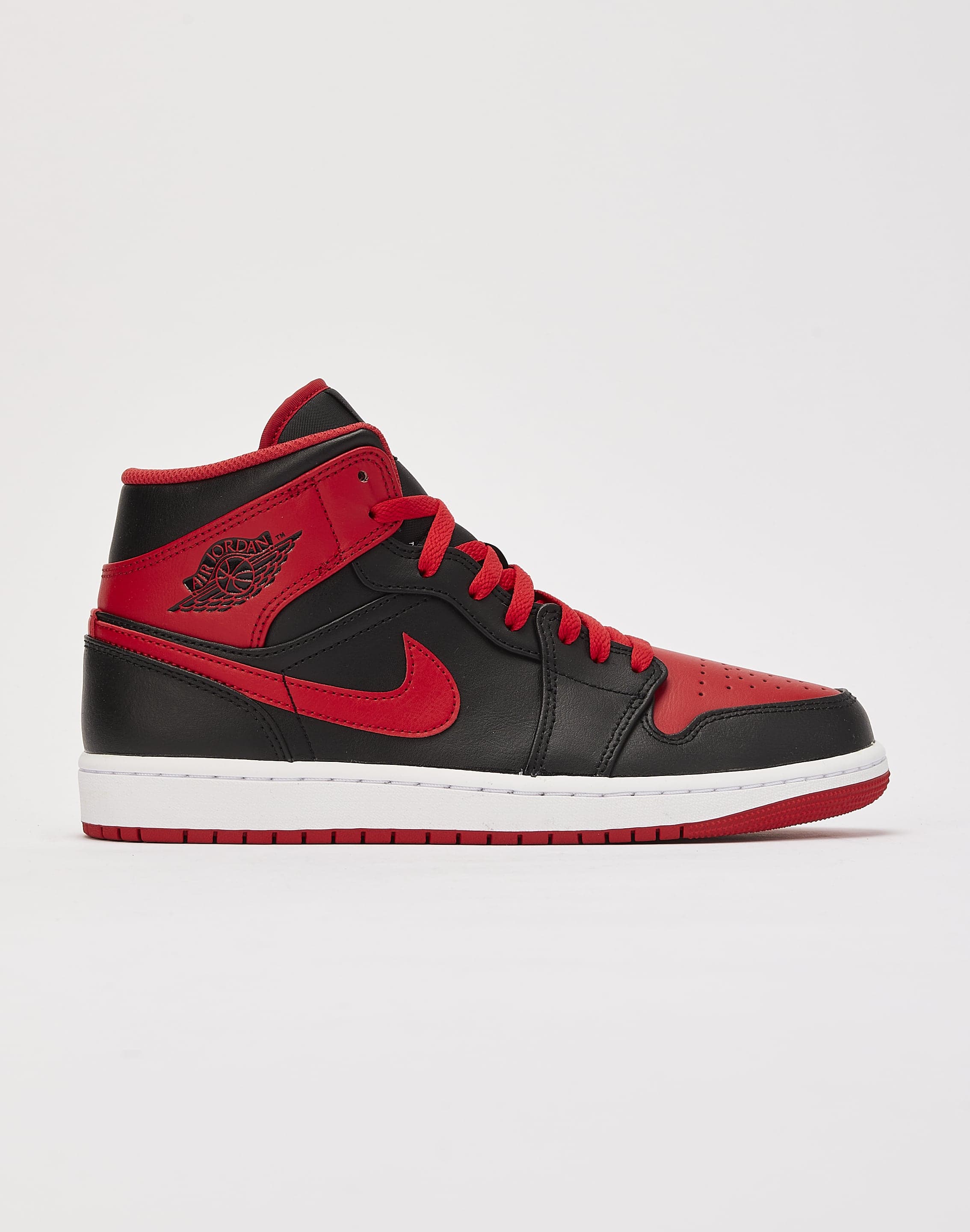 Nike air jordan red black Clearance