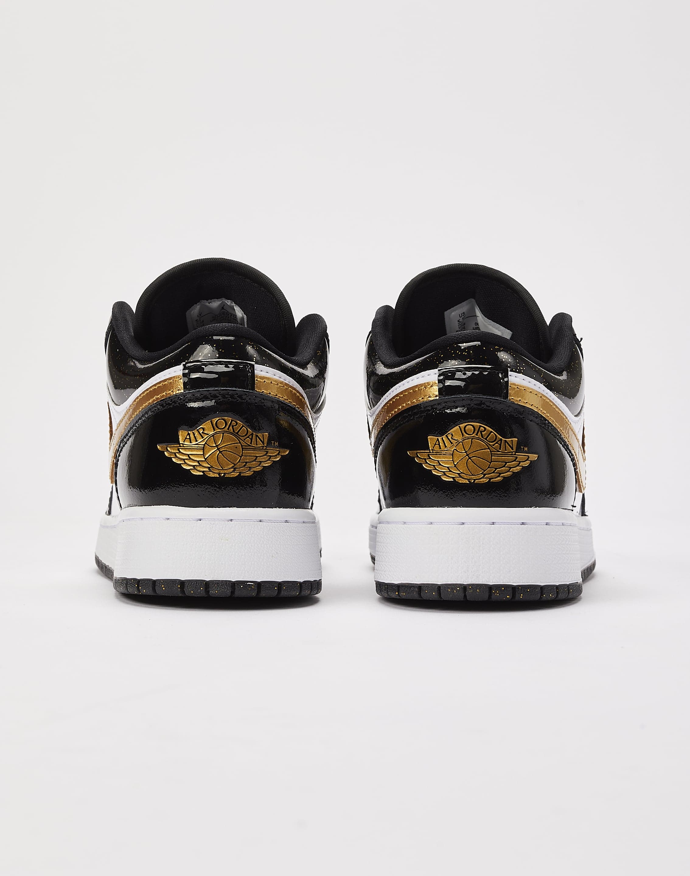 A Closer Look At The Air Jordan 1 Mid “Metallic Gold” – DTLR