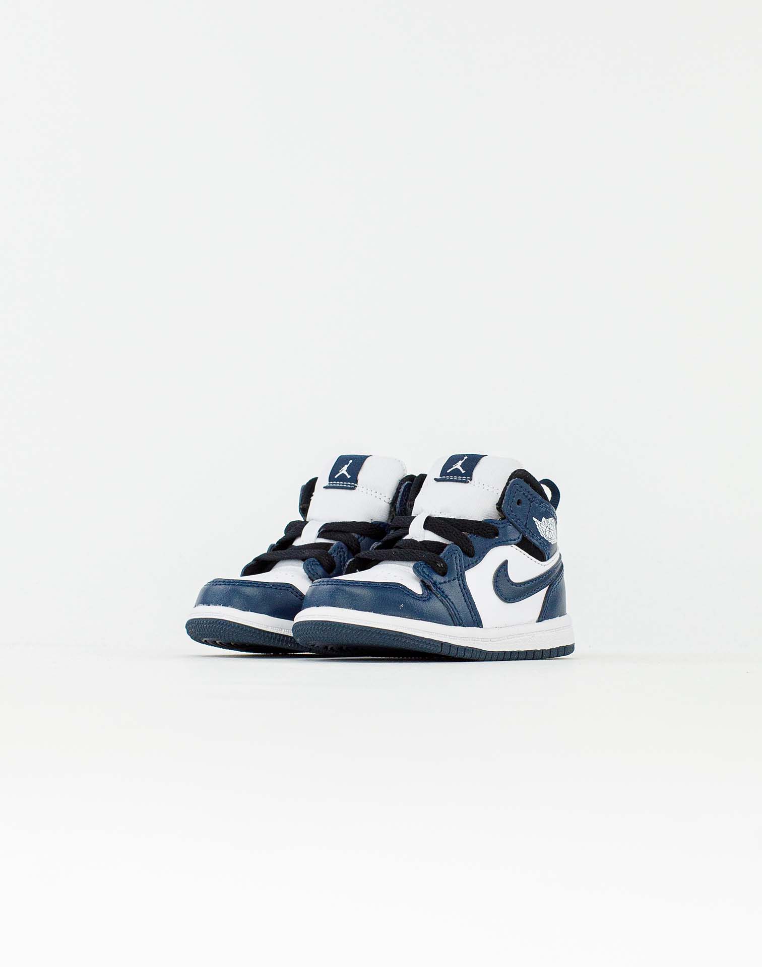 Photo of Jordan Air Jordan 1 Mid Toddler
