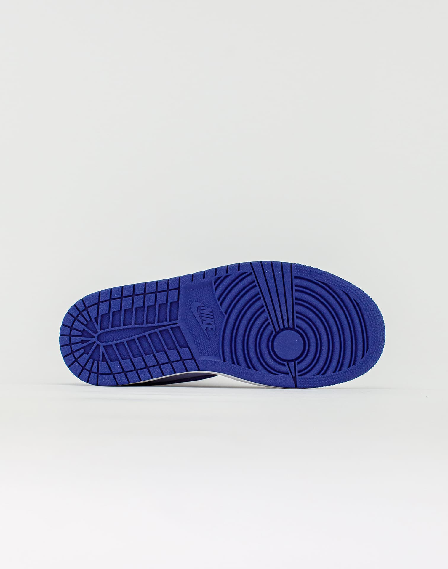 Photo of Jordan Wmns Air Jordan 1 Mid Se